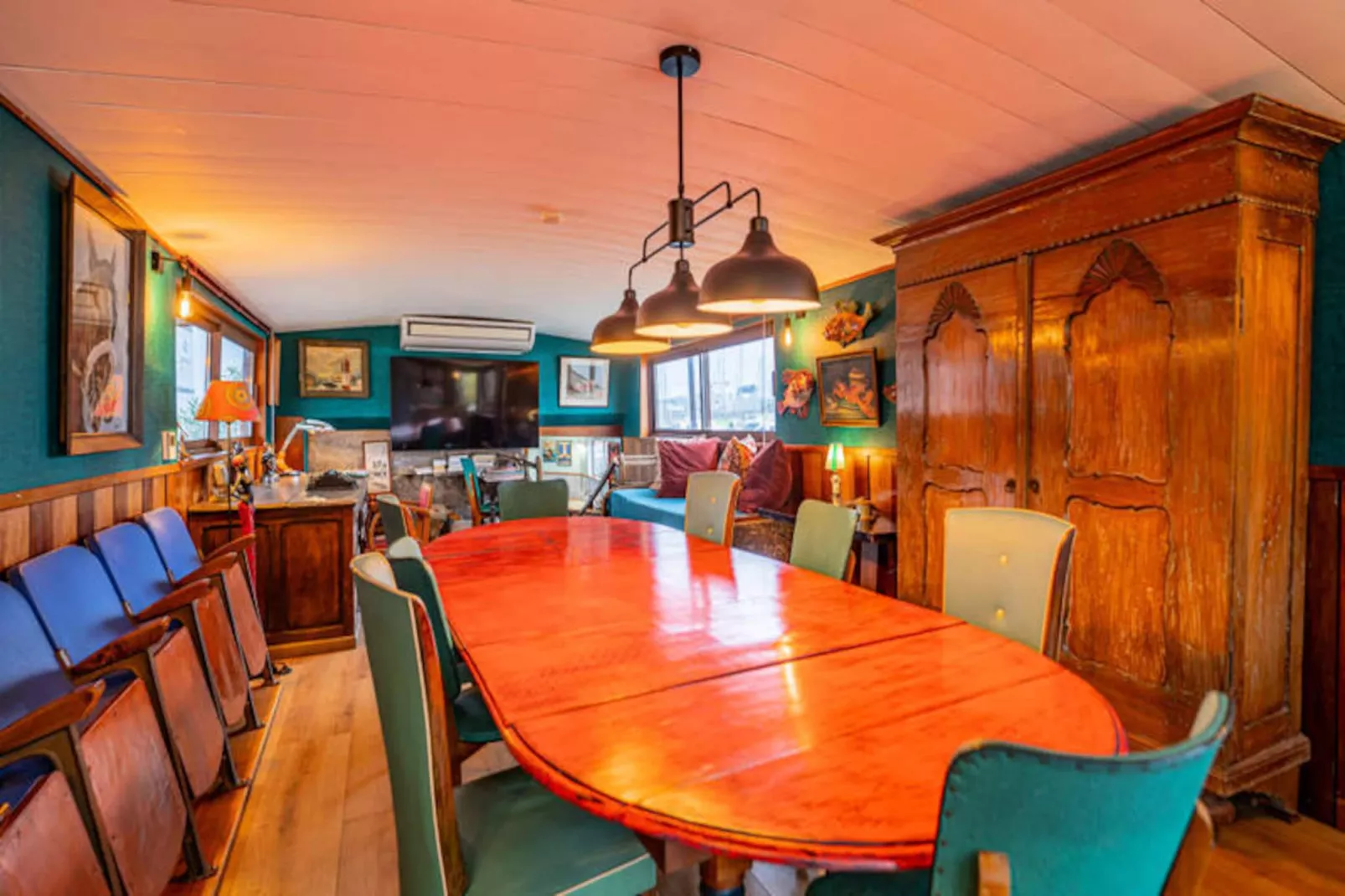 Grand Duplex Luxueux Sur La Péniche Petite Annick-Niet-getagd