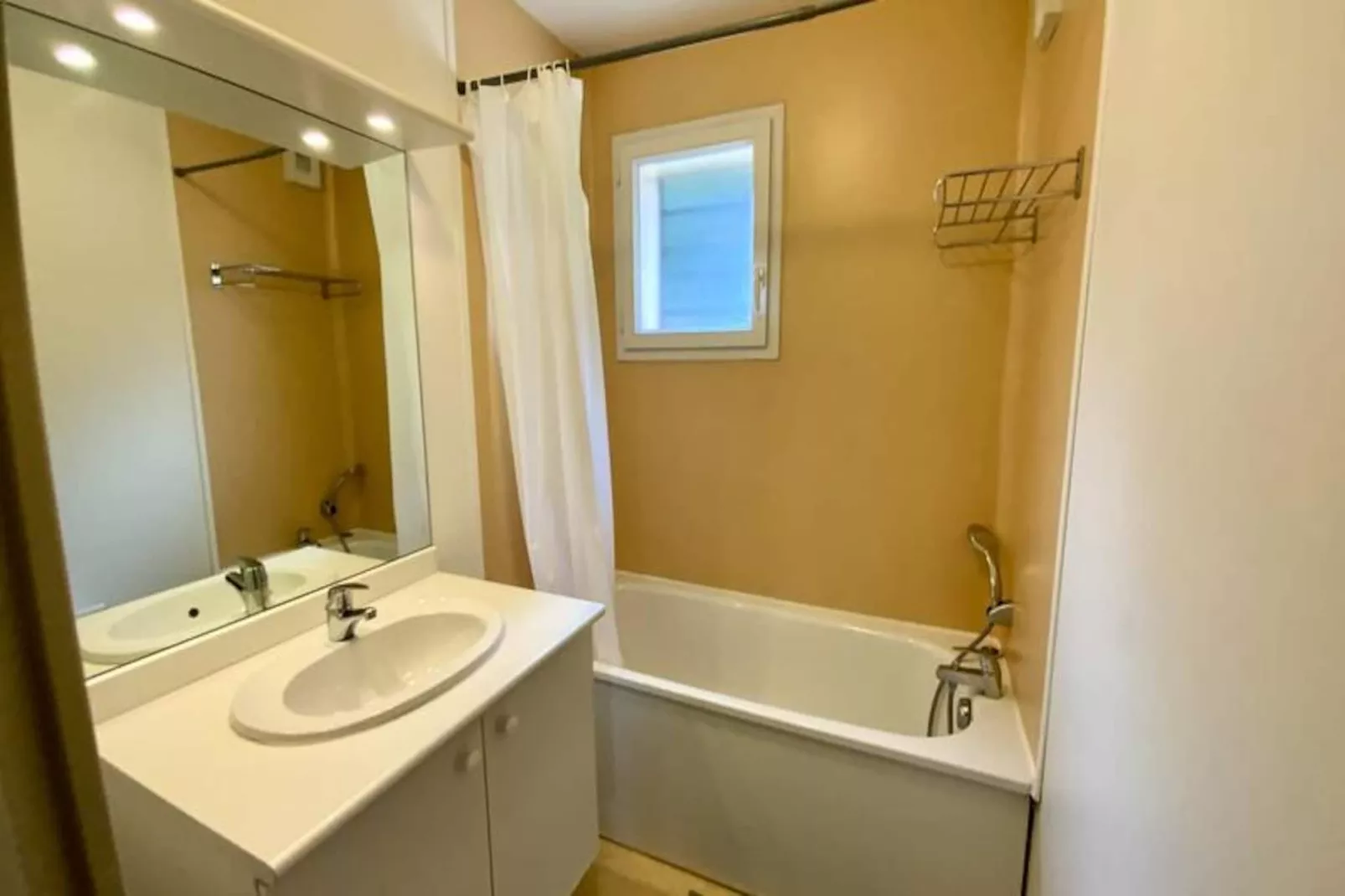 Résidence Les Na&iuml;ades J60 - 2 Chambres Pour 5 Personnes !-Niet-getagd