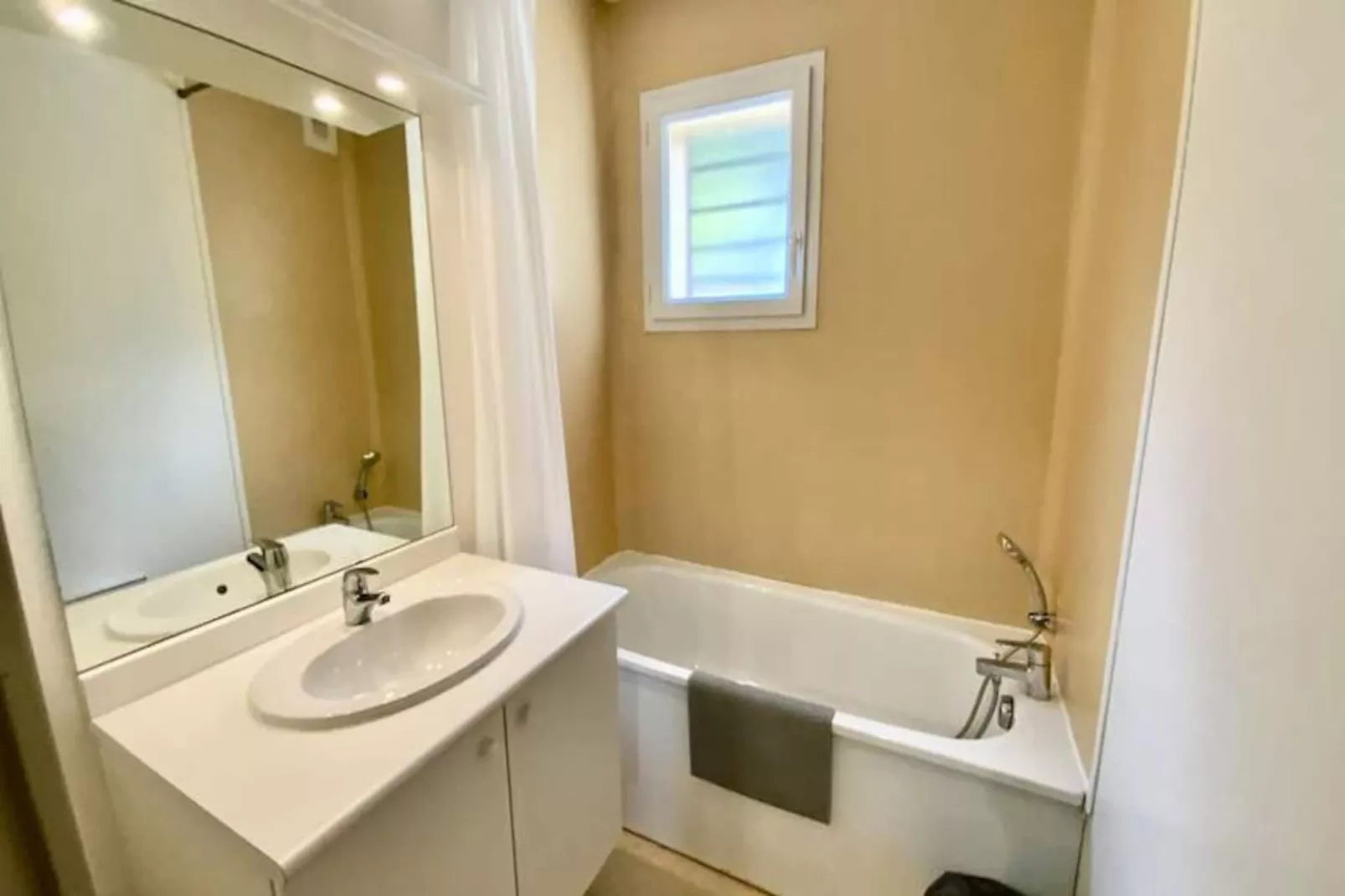 Résidence Les Na&iuml;ades J58 - 2 Chambres Pour 5 Personnes !-Niet-getagd