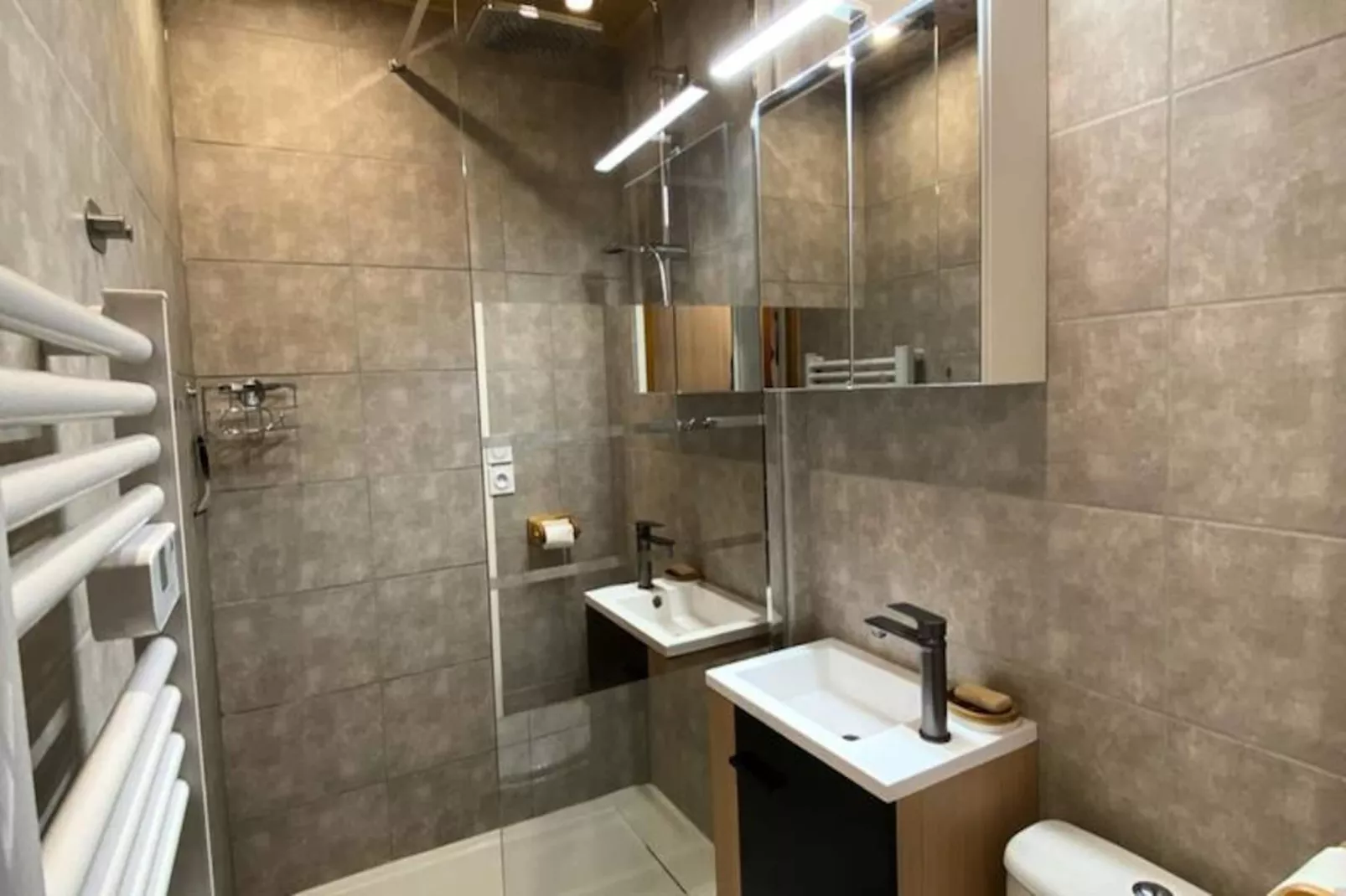 Residence Tigny - Niet-getagd