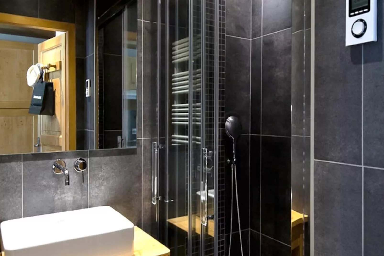 Résidence Danay N° 33-Niet-getagd