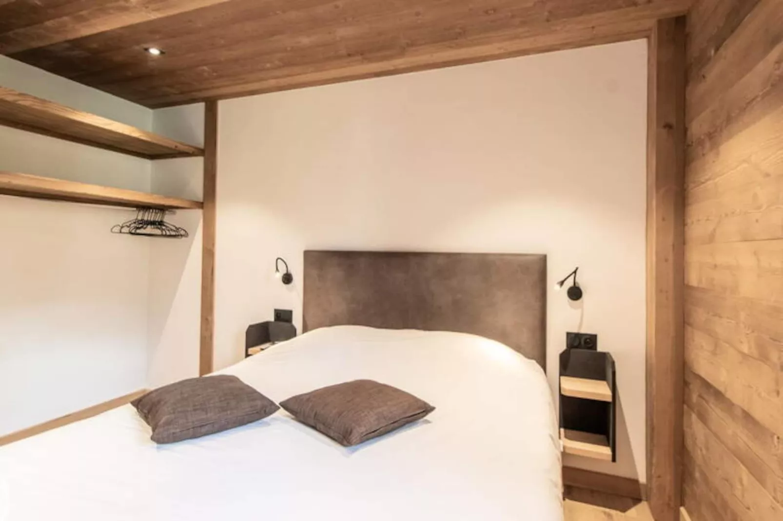 Résidence Sommard N°8-Niet-getagd