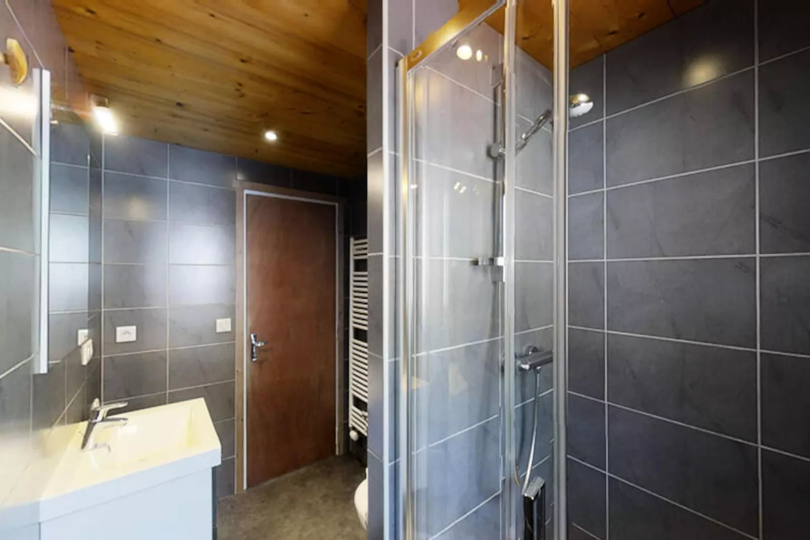 Résidence Cossires N°5-Niet-getagd