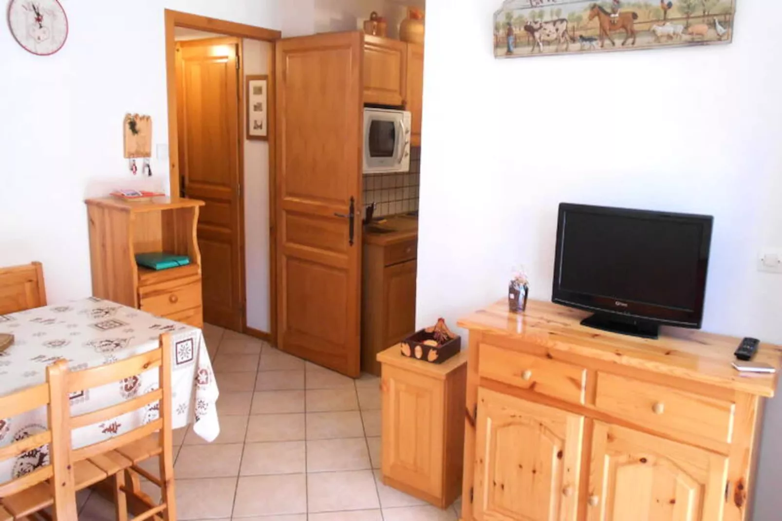 Résidence Cornillon C N°3-Niet-getagd