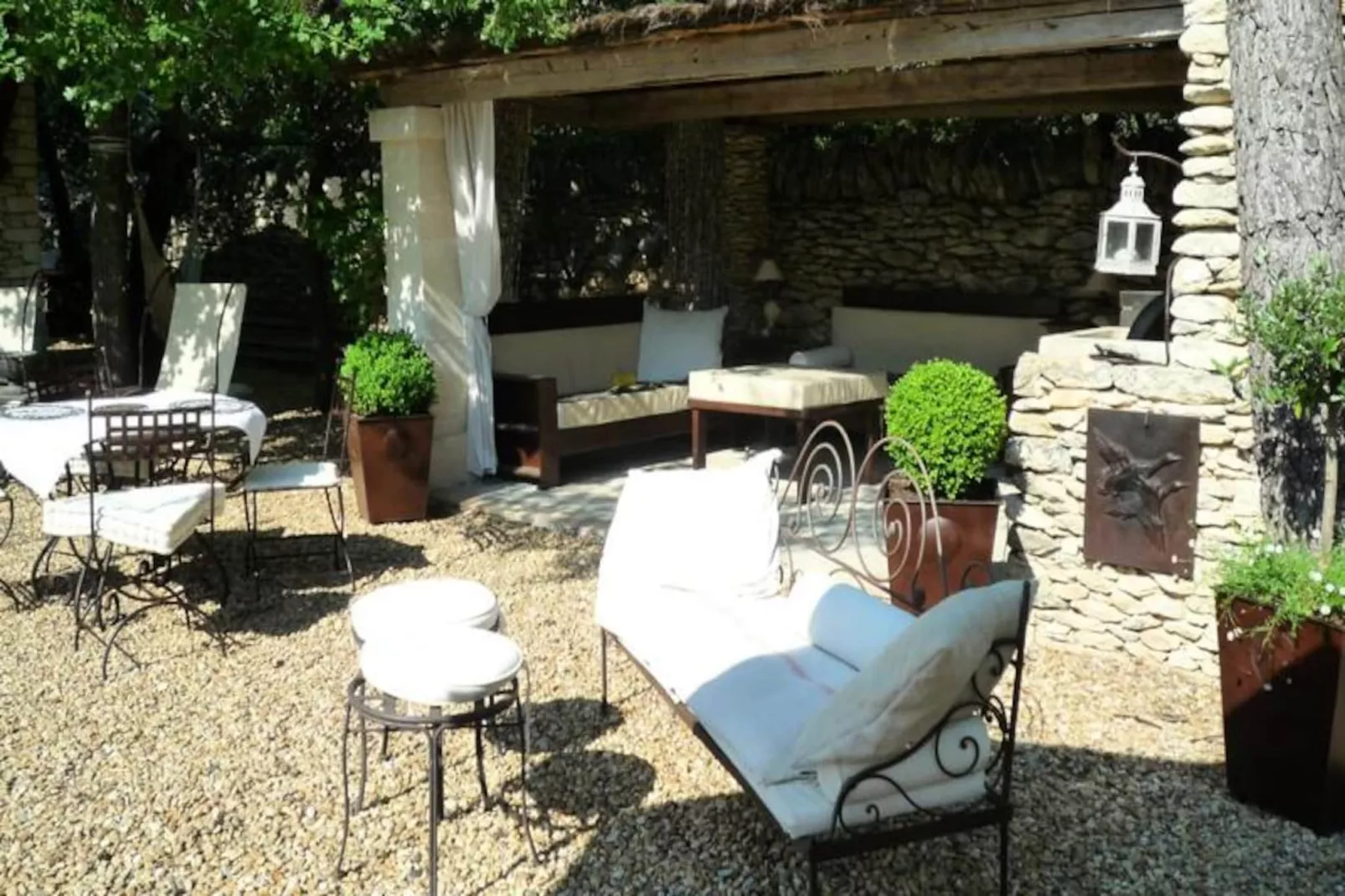 Belle Villa Proven&ccedil;ale Avec Piscine Et Jacuzzi-Niet-getagd