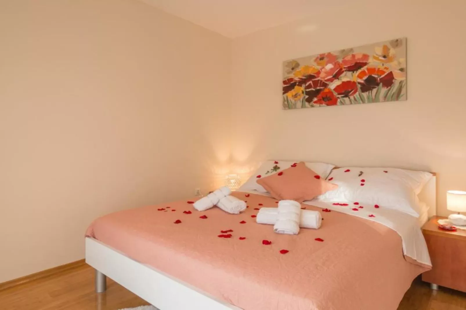 Holiday House BALEN with Swimming Pool - Six Bedroom Holiday House With Pool-Slaapkamer