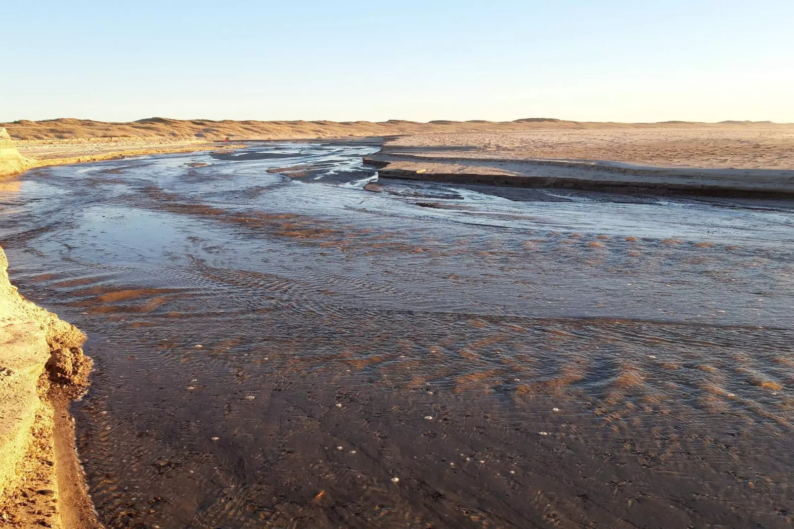 Lichte kusttoevlucht in Vorupor-By Traum-Waterzicht