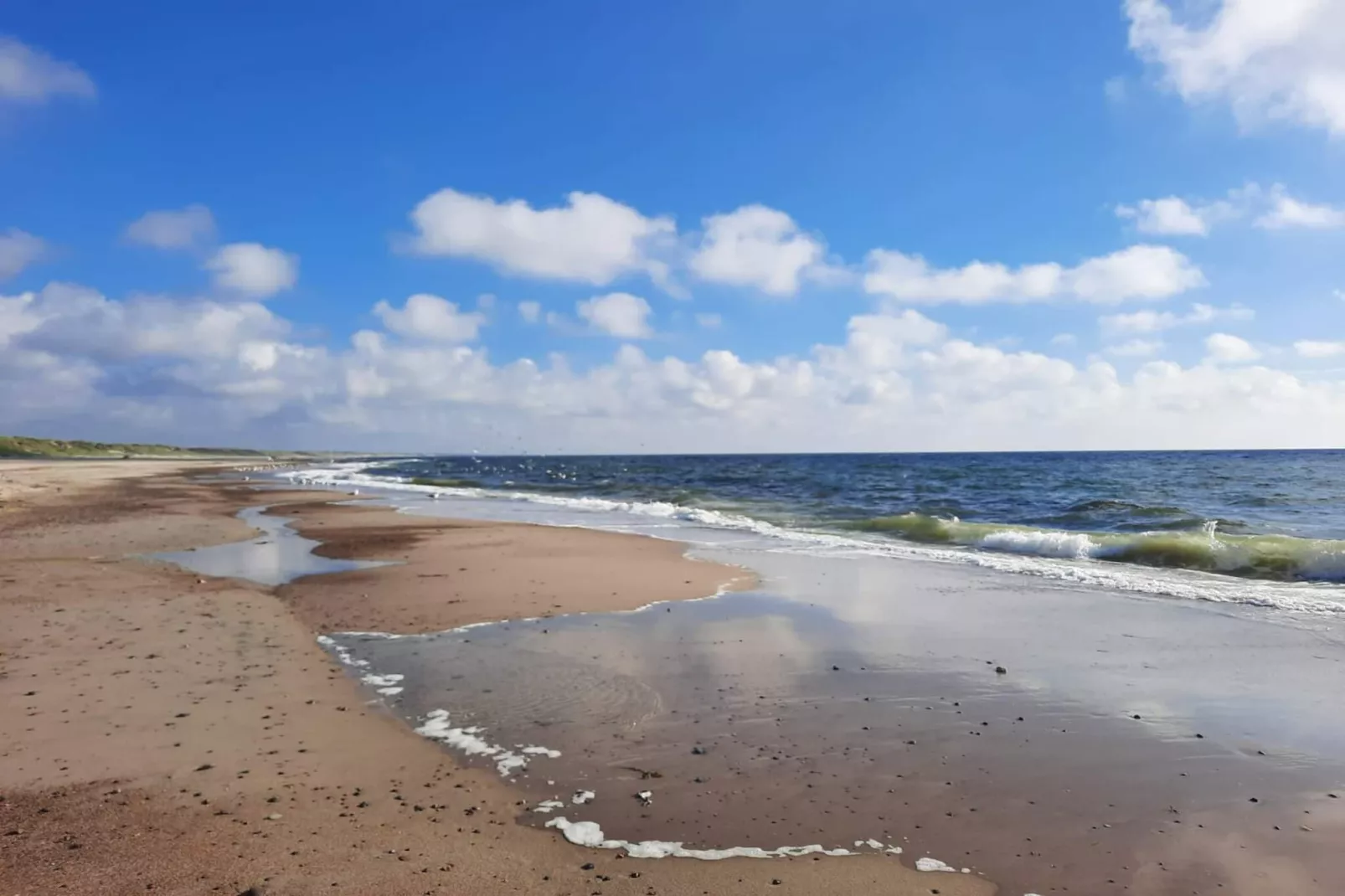 Gezinsplek met zwembad -- By Traum Ferienwohnungen-Waterzicht