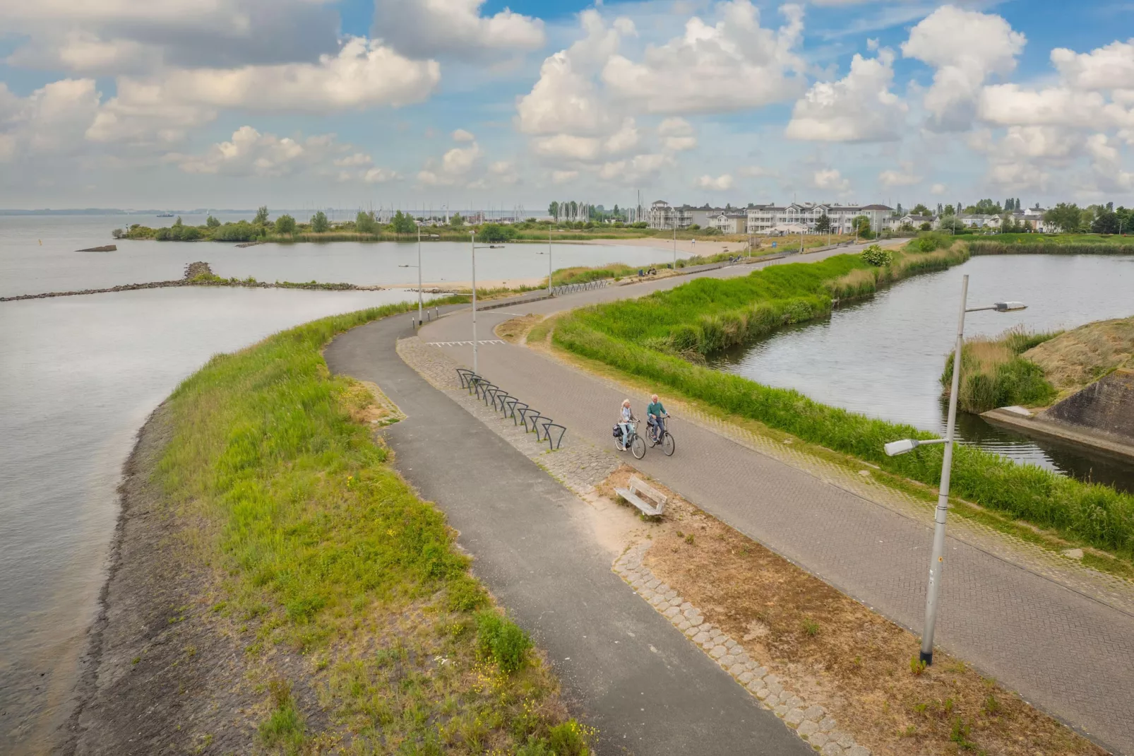 Cape Helius 23-Parkfaciliteiten