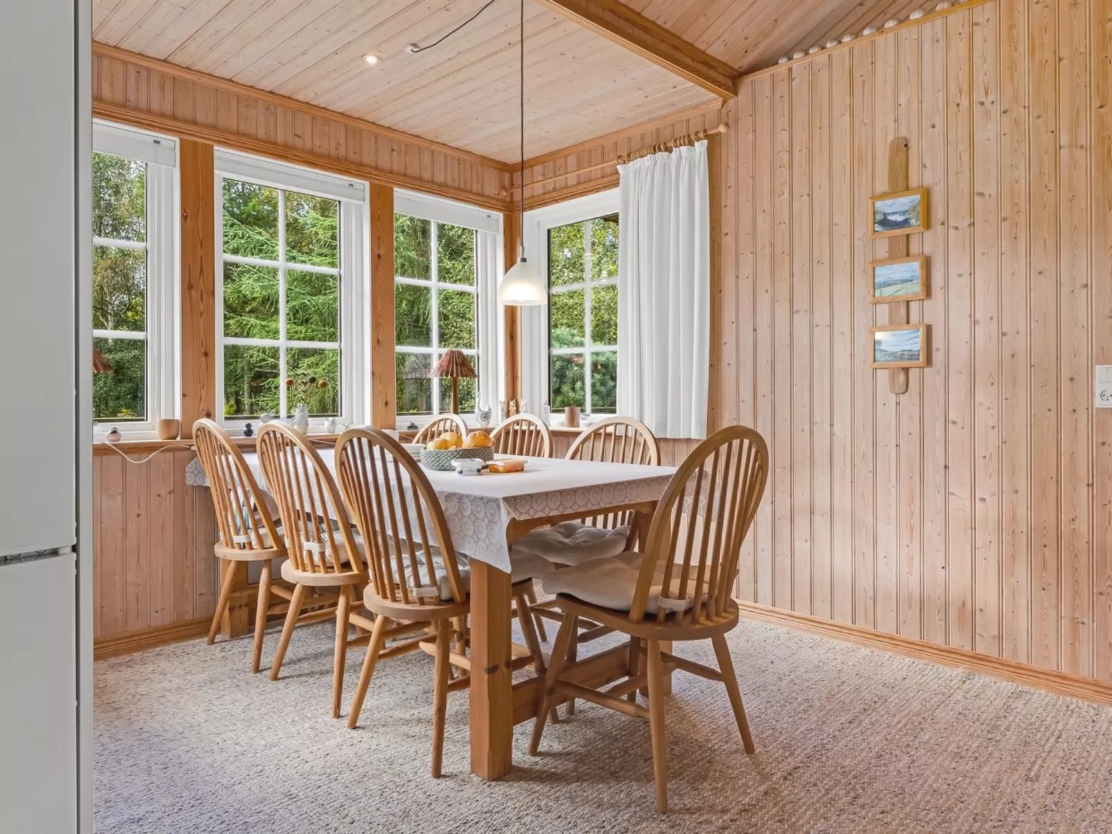 "Bernadine" - 350m from the sea-Binnen