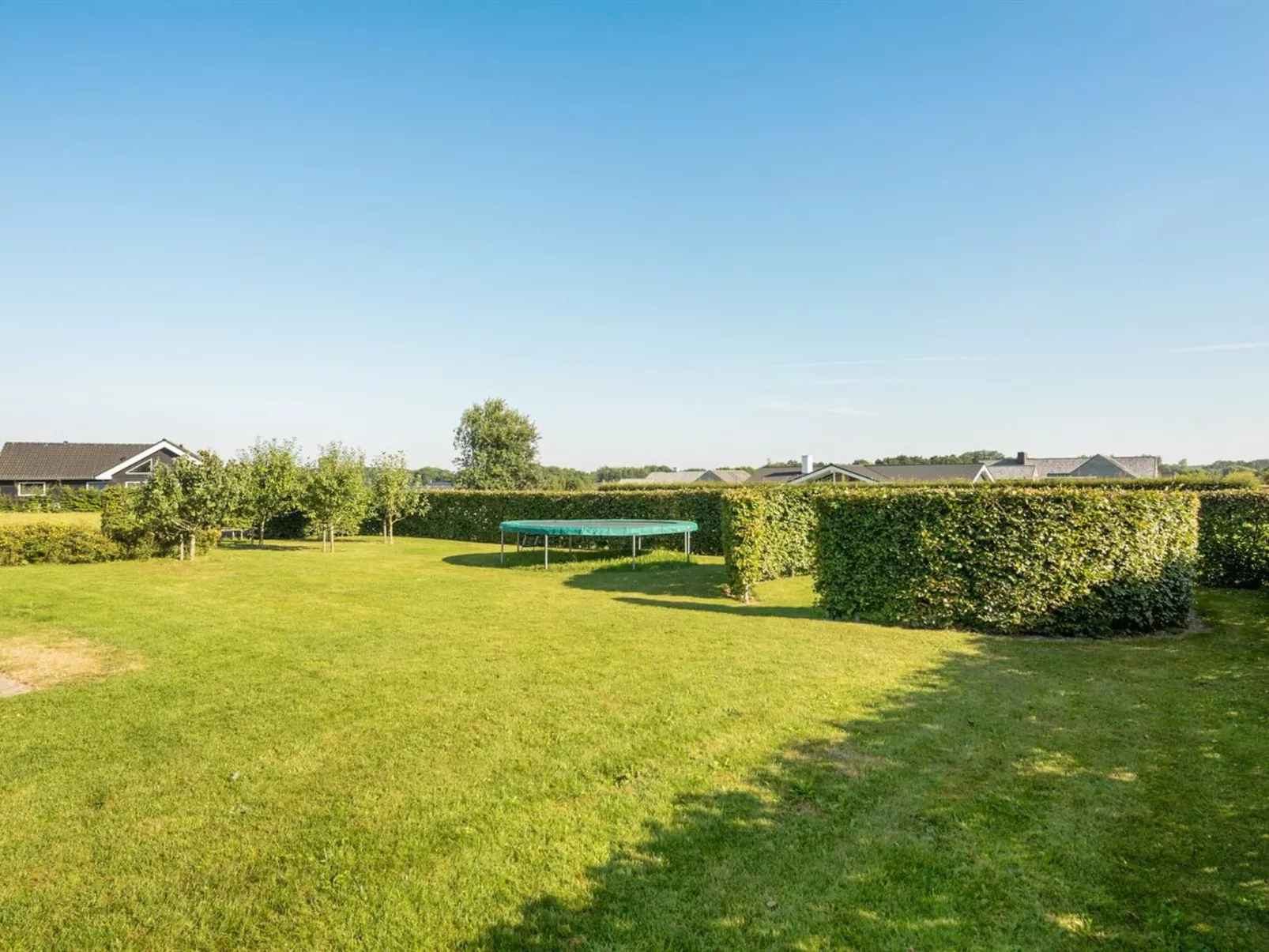 "Myrte" - 500m from the sea-Buiten