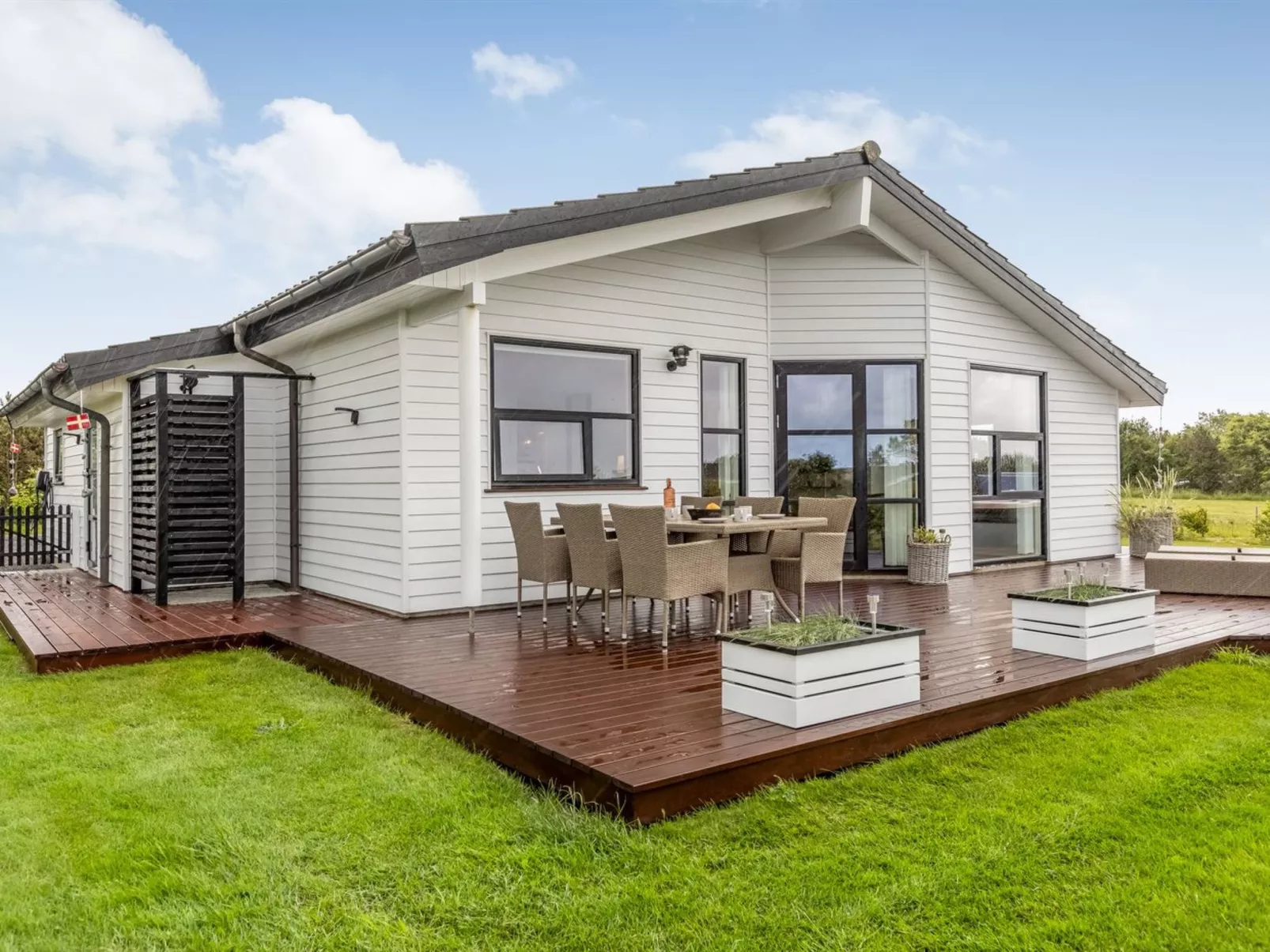 "Selke" - 300m to the fjord-Buiten