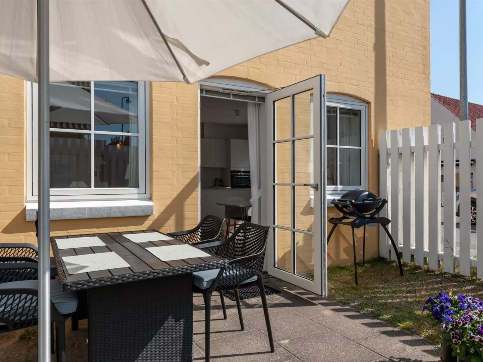 "Cornel" - 290m from the sea-Buiten