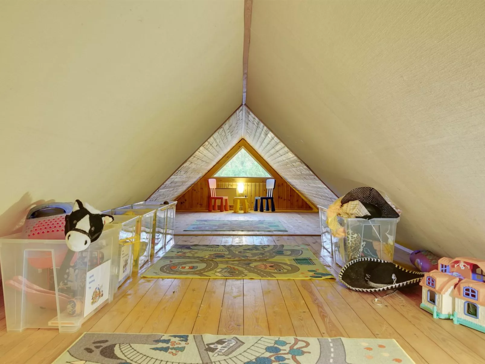 "Ingalil" - 650m from the sea-Binnen