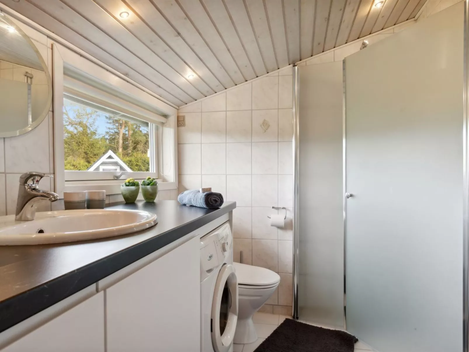 "Sissa" - 1.5km from the sea-Binnen