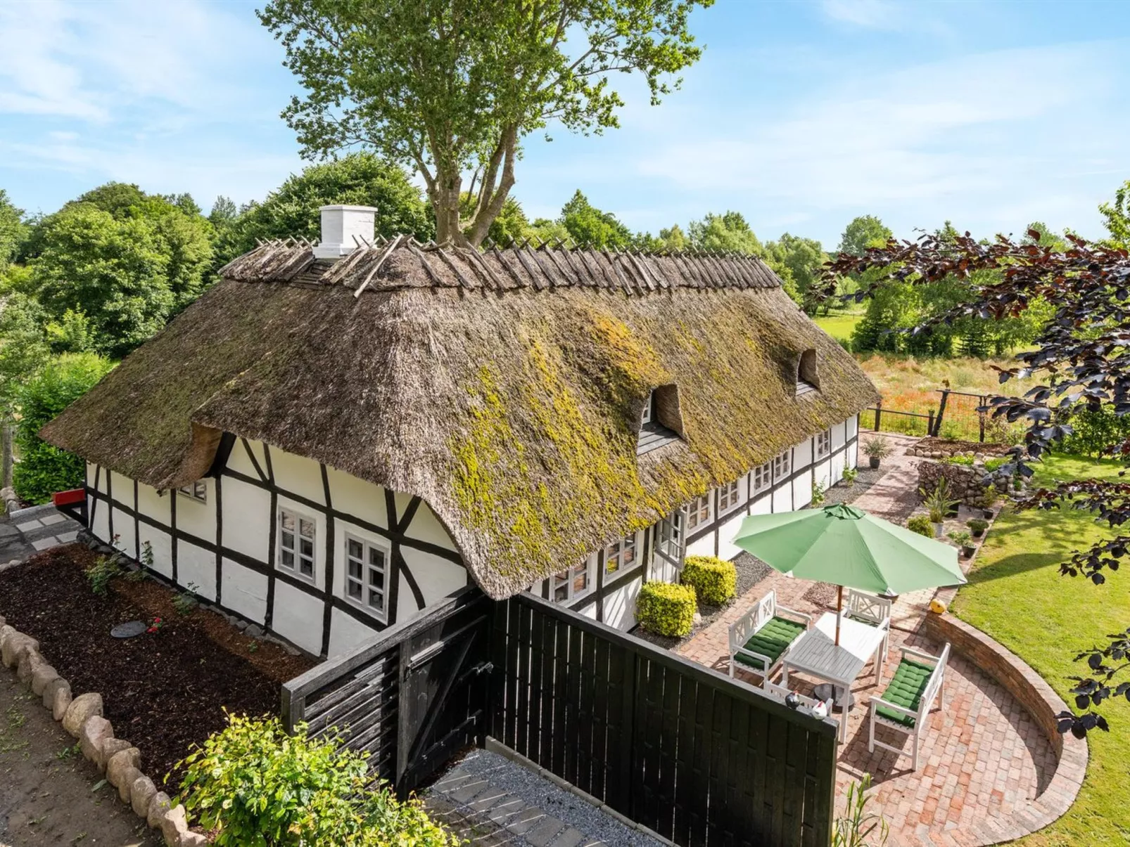 "Maileen" - 2.1km to the fjord-Buiten