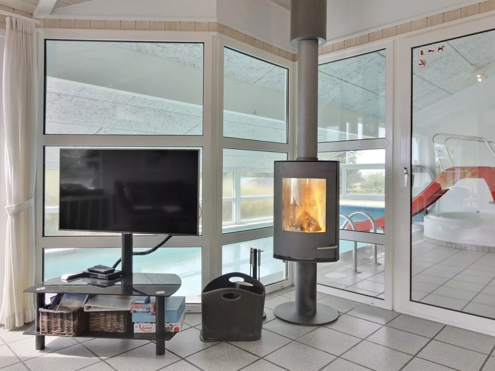 "Ilmo" - 950m from the sea-Binnen