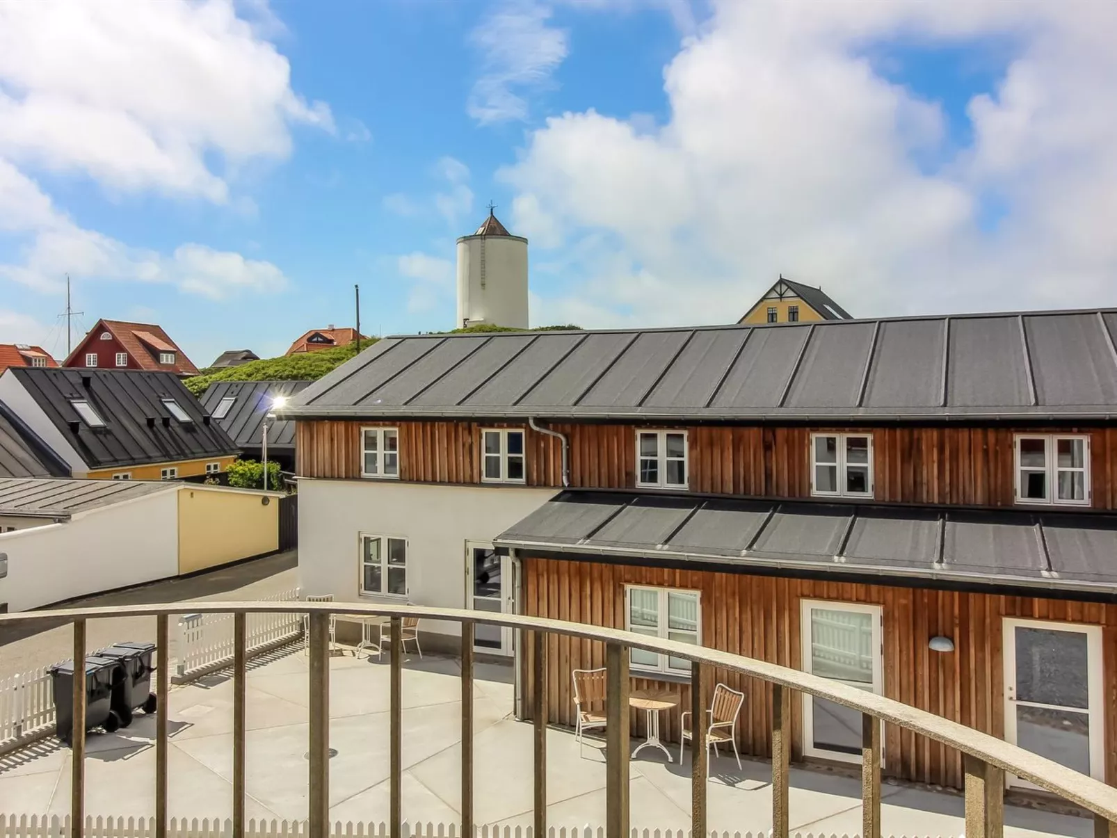 "Poulsen" - 200m from the sea-Buiten