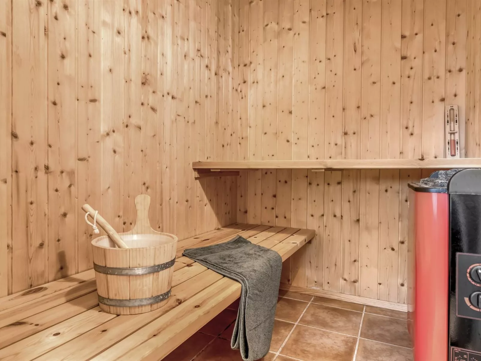 "Kiran" - 200m from the sea-Binnen