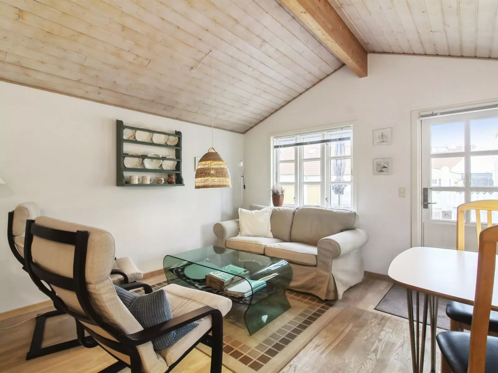 "Fritzy" - 75m from the sea-Binnen