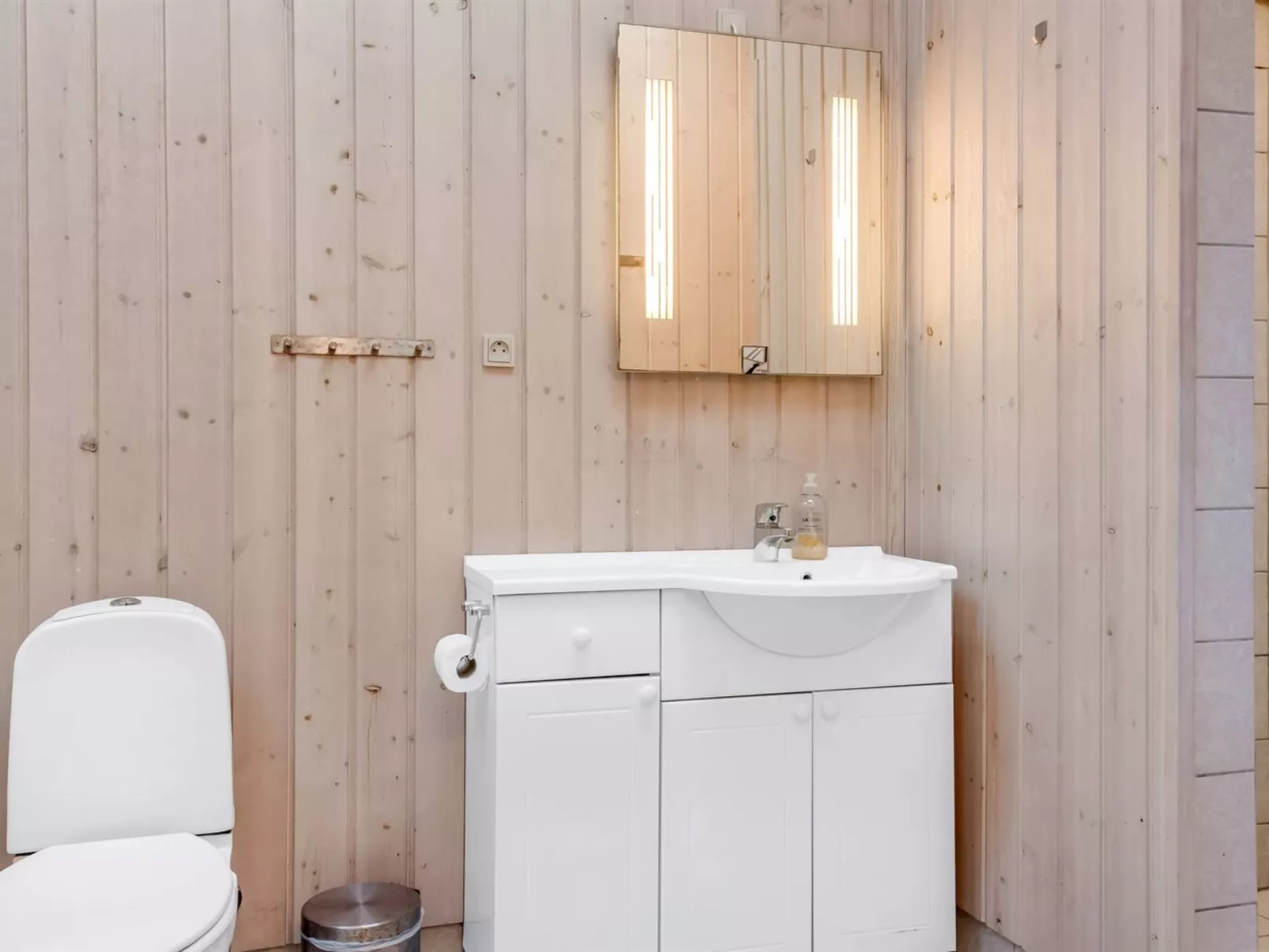 "Heralda" - 3.3km from the sea-Binnen