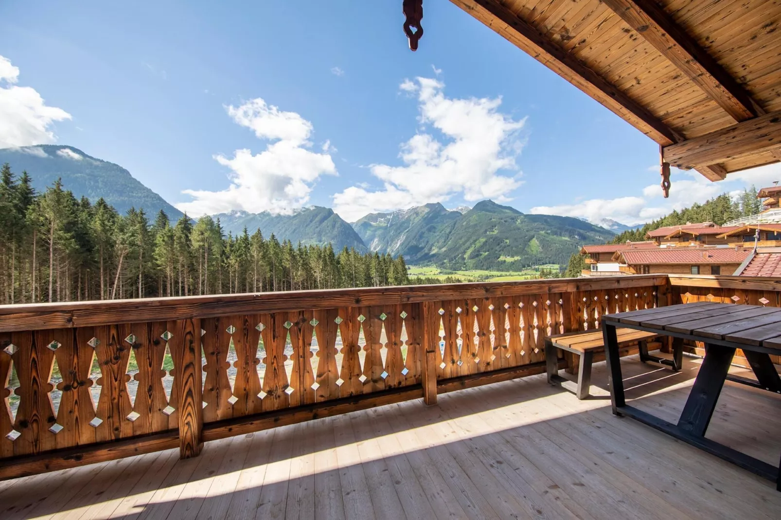 Rossberg Hohe Tauern Chalets 11-Uitzicht zomer