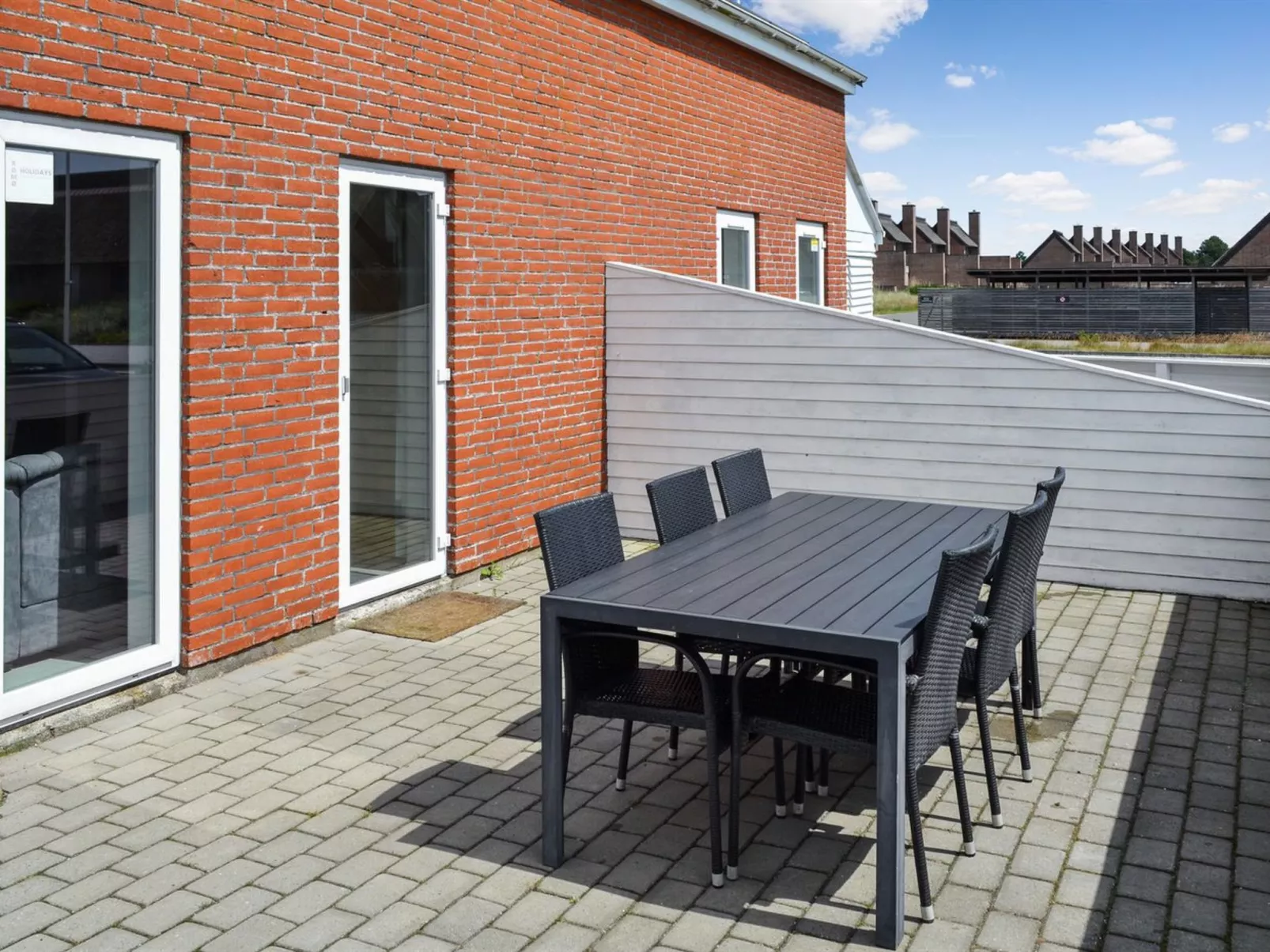 "Tinna" - 2.3km from the sea-Buiten