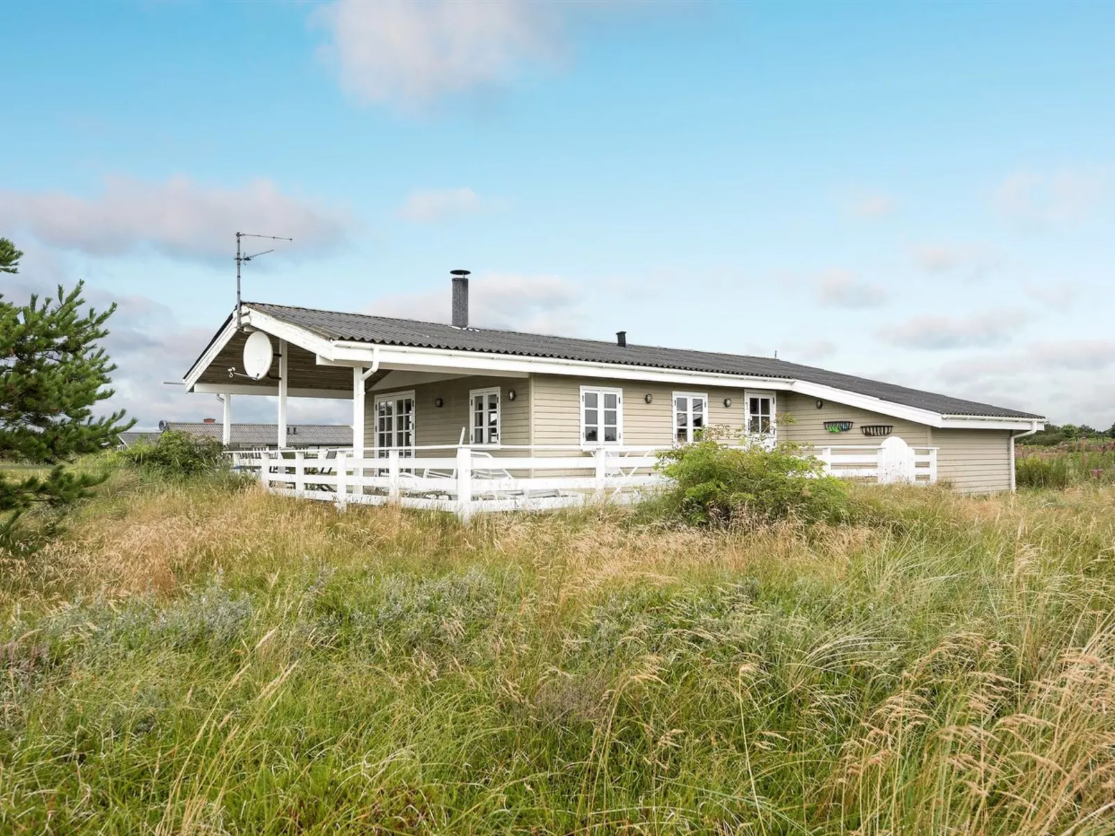 "Dortea" - 600m from the sea-Buiten