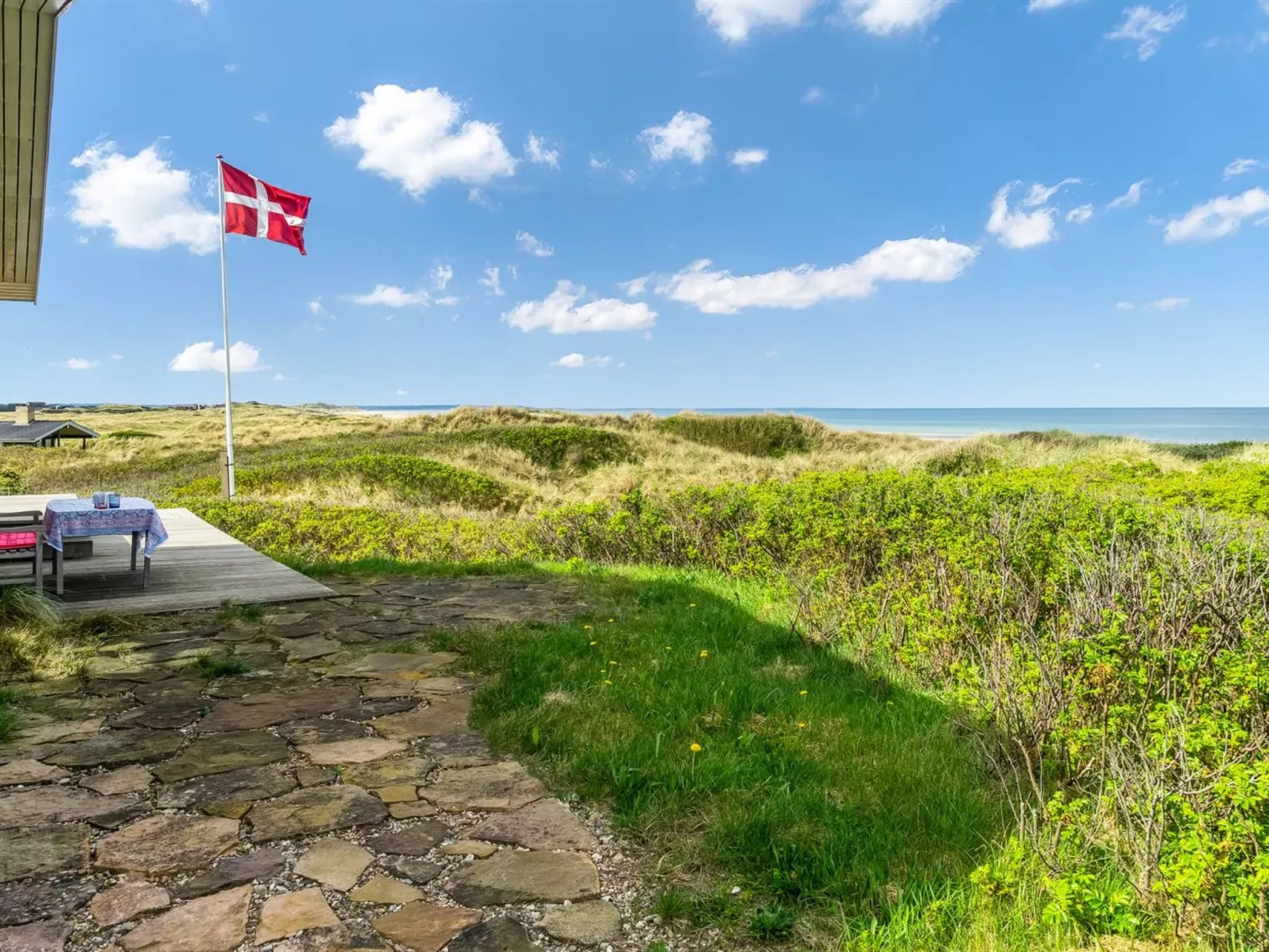 "Tinea" - 50m from the sea-Buiten