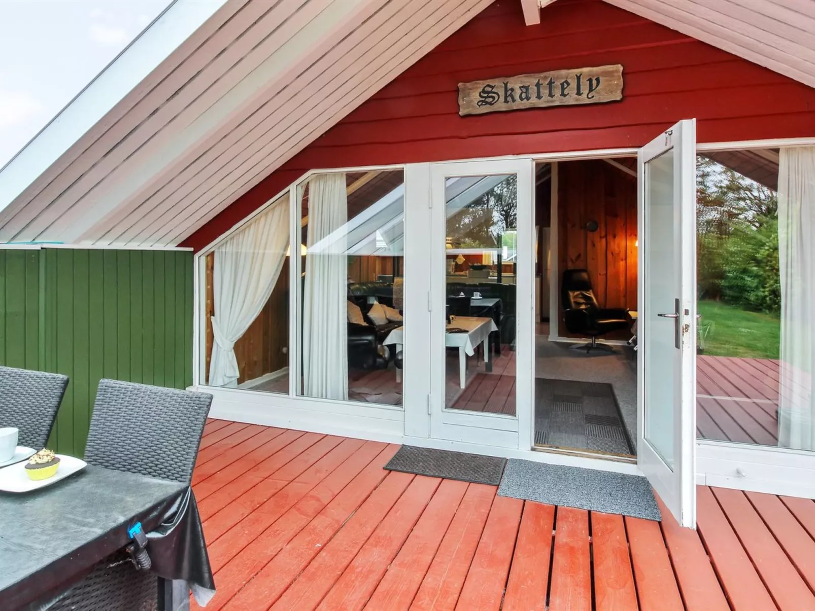 "Sebiorn" - 300m to the fjord-Buiten