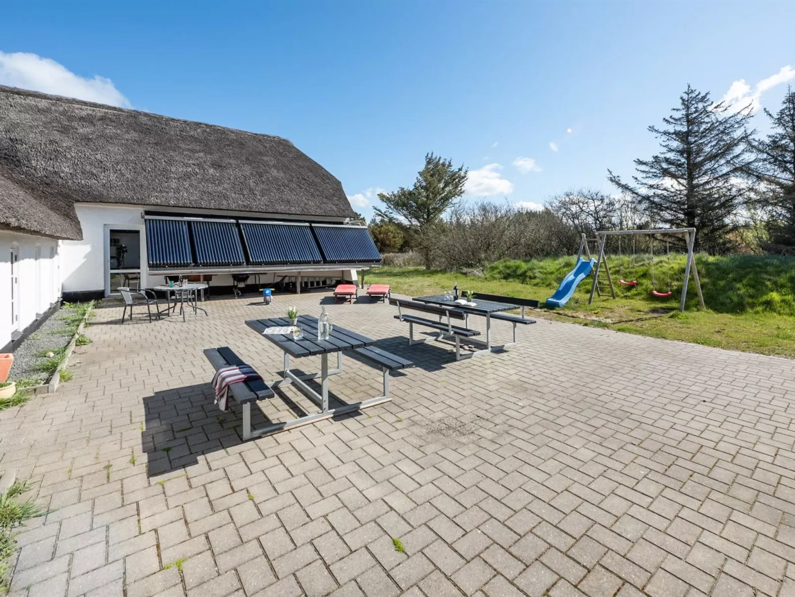 "Cornelius" - 900m from the sea-Buiten