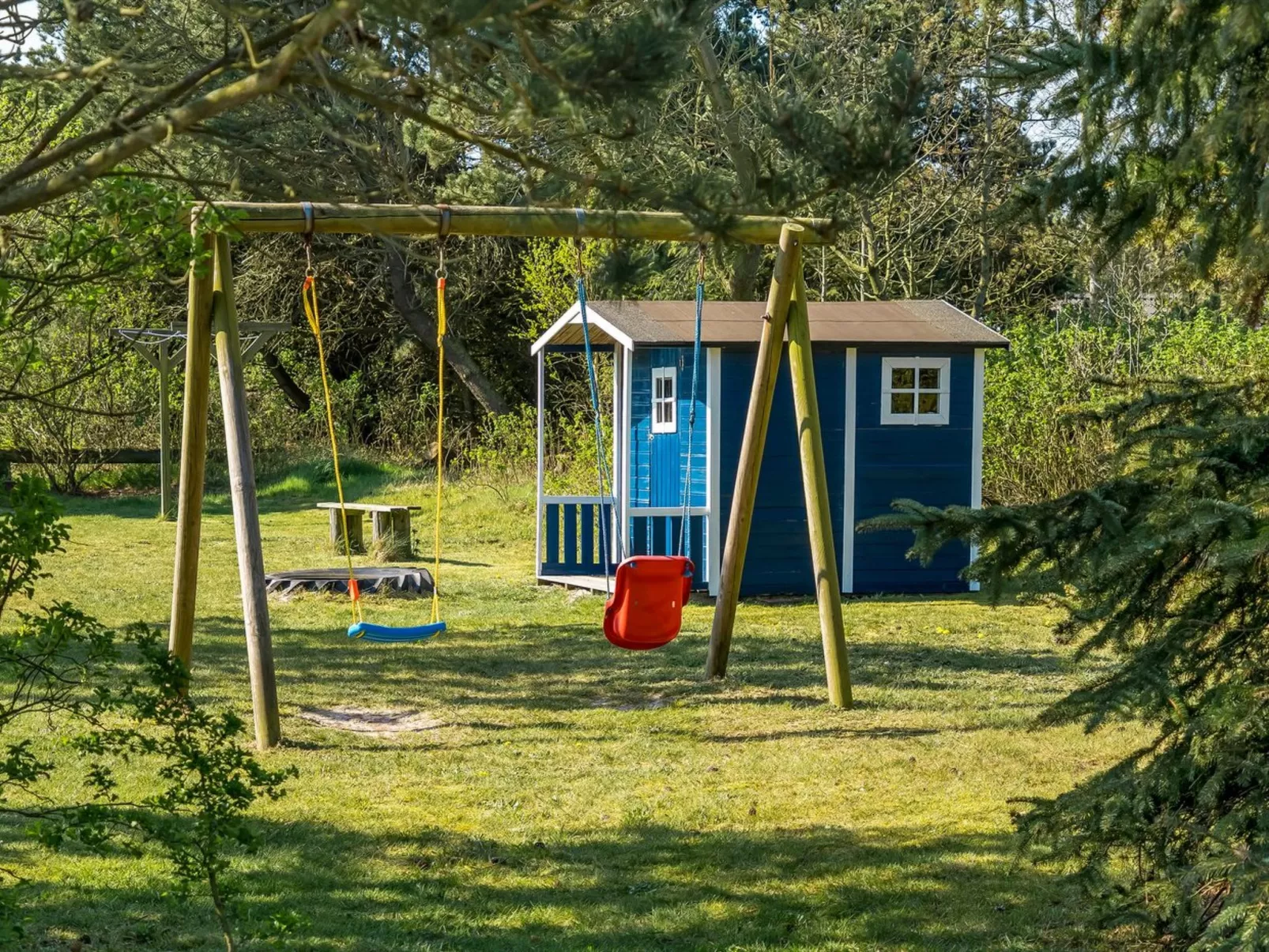 "Svane" - 1.2km from the sea-Buiten