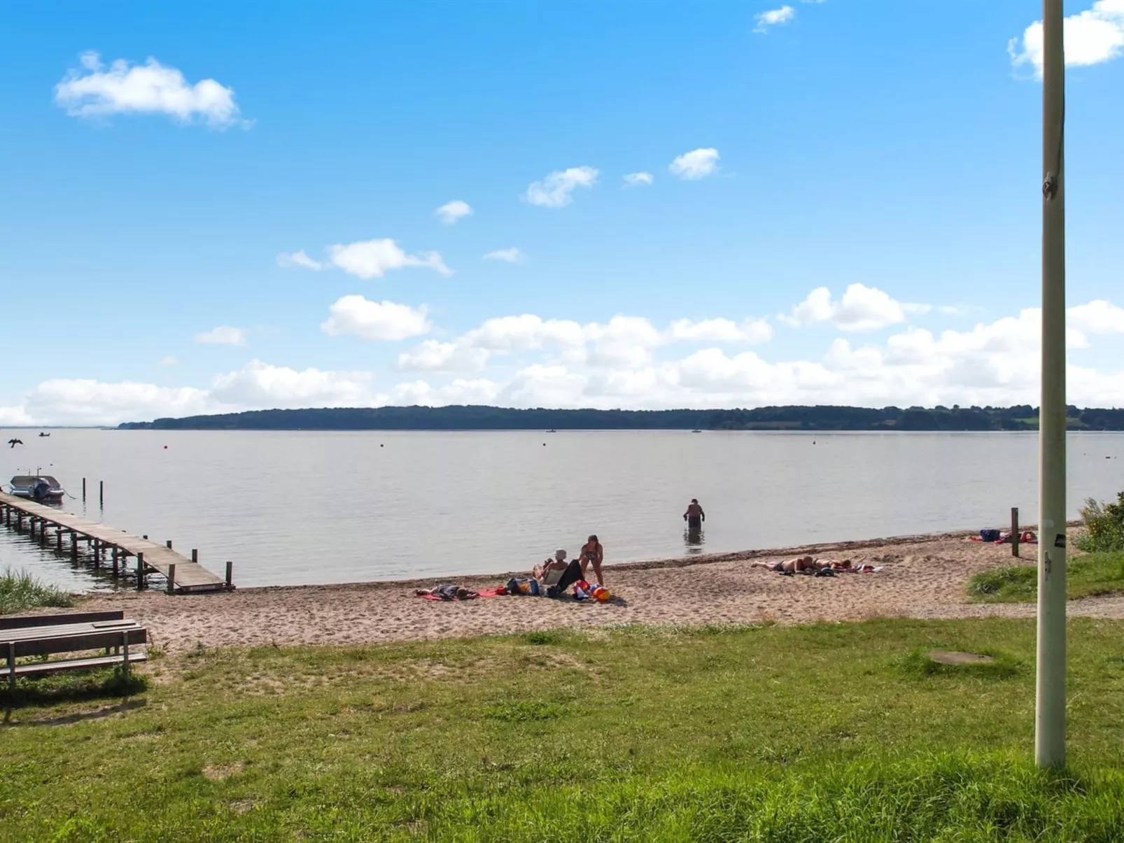 "Star" - 100m from the sea-Buiten