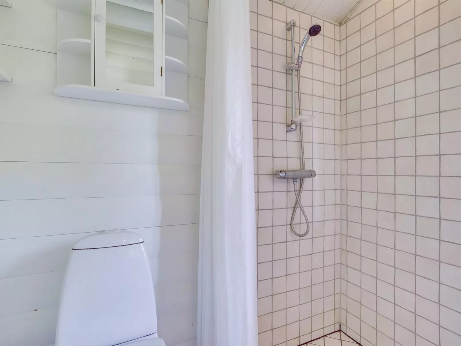 "Ottil" - 1km from the sea-Binnen