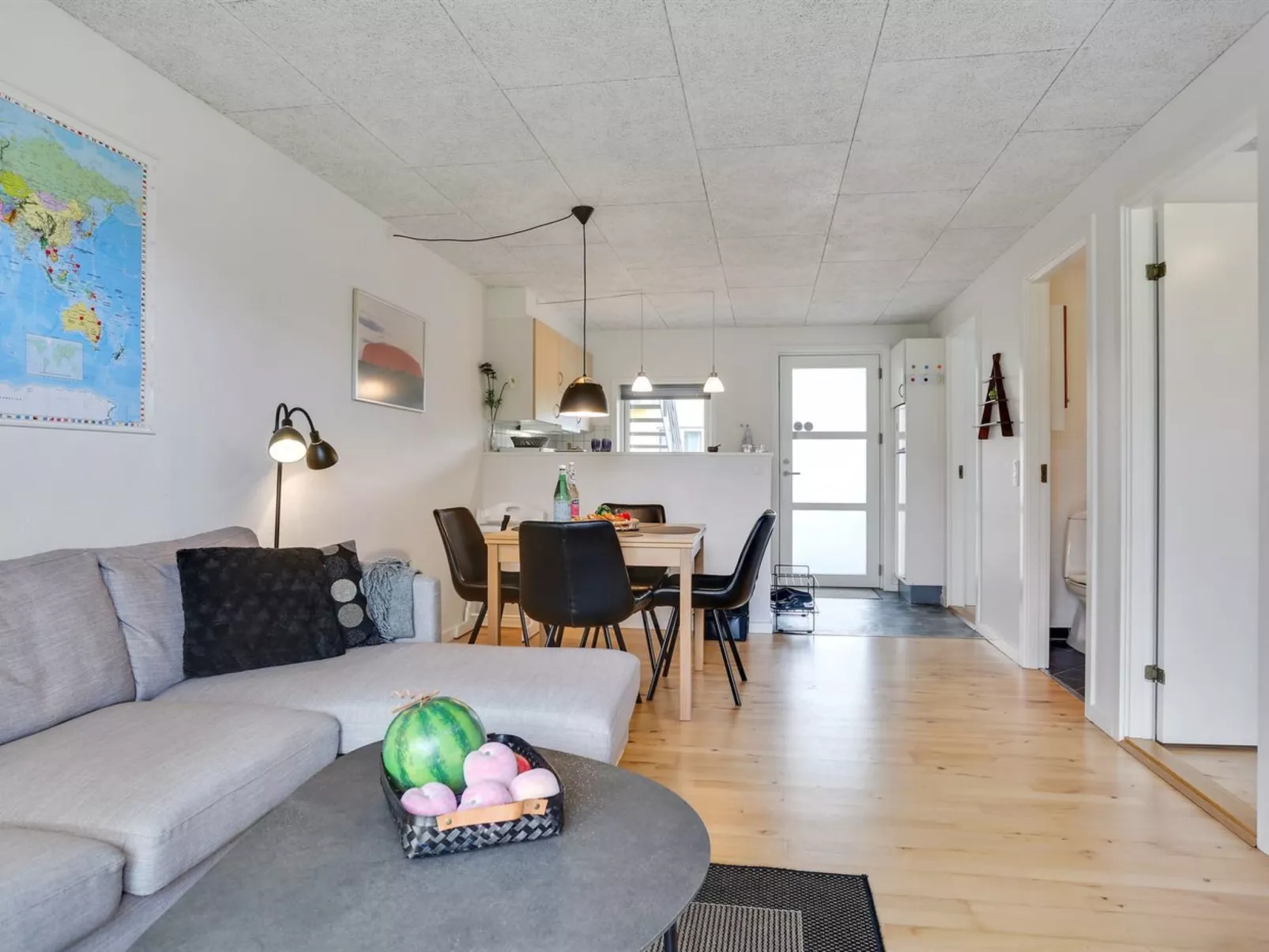 "Amaryllis" - 100m from the sea-Binnen