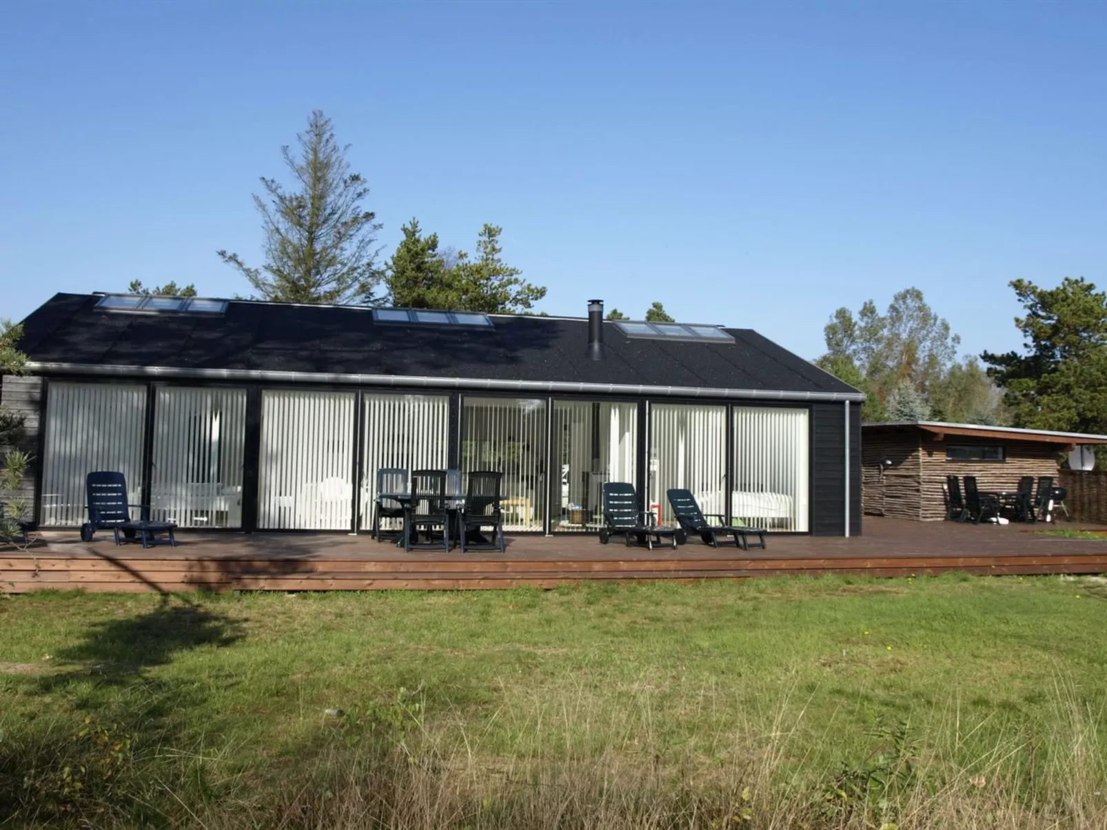 "Jonce" - 400m from the sea-Buiten