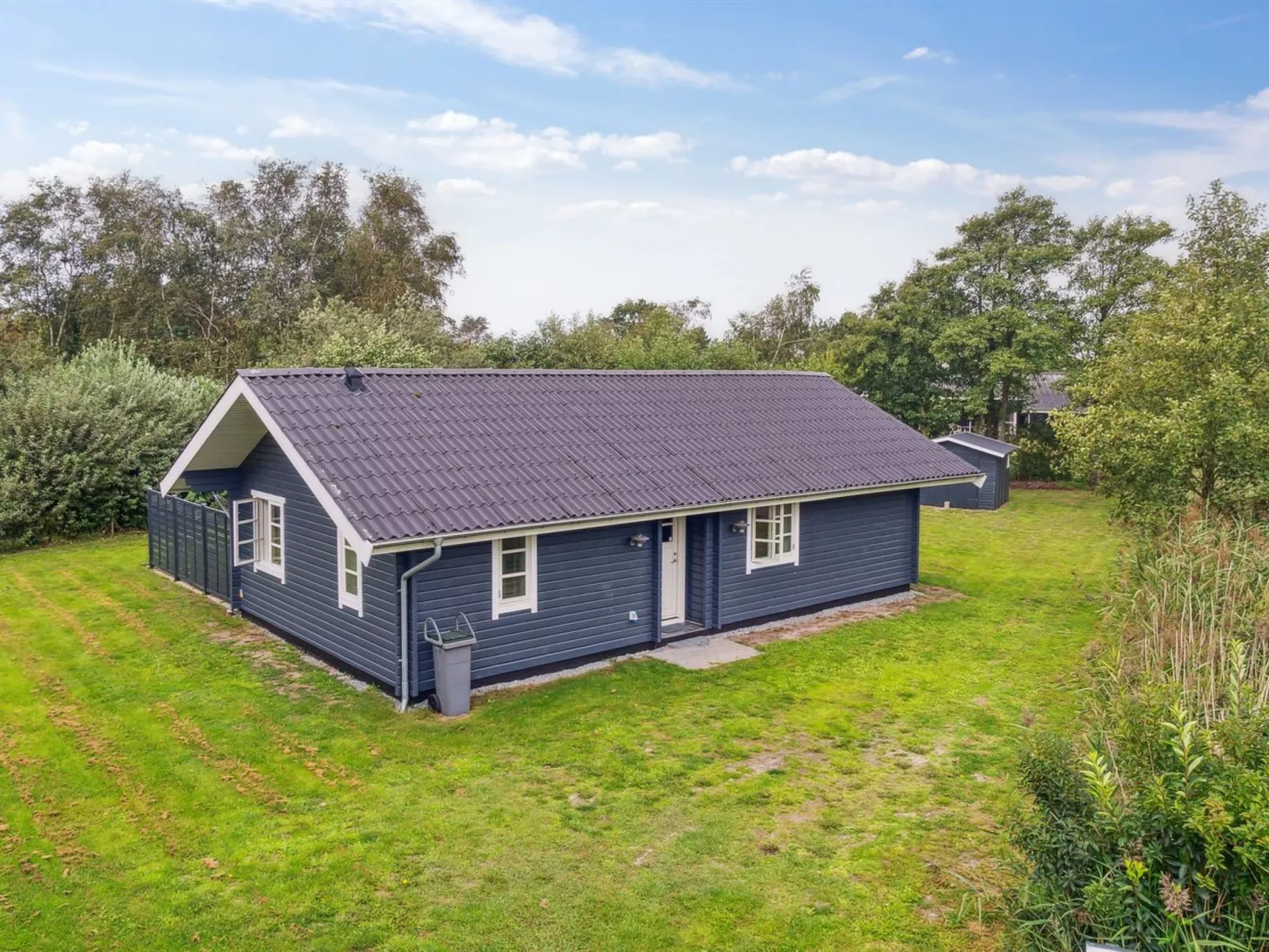 "Aldis" - 300m from the sea-Buiten