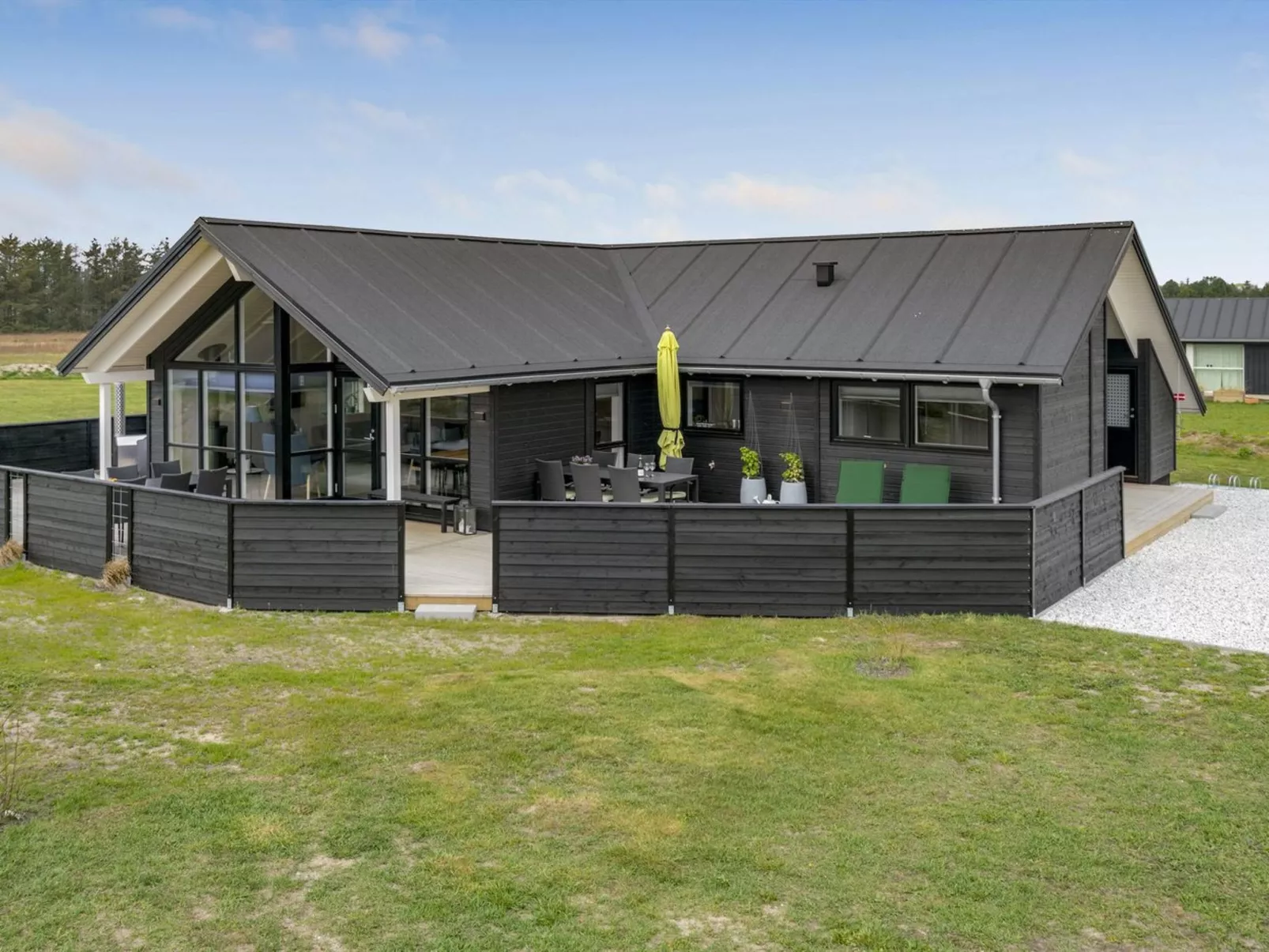 "Ina" - 1.2km from the sea-Buiten