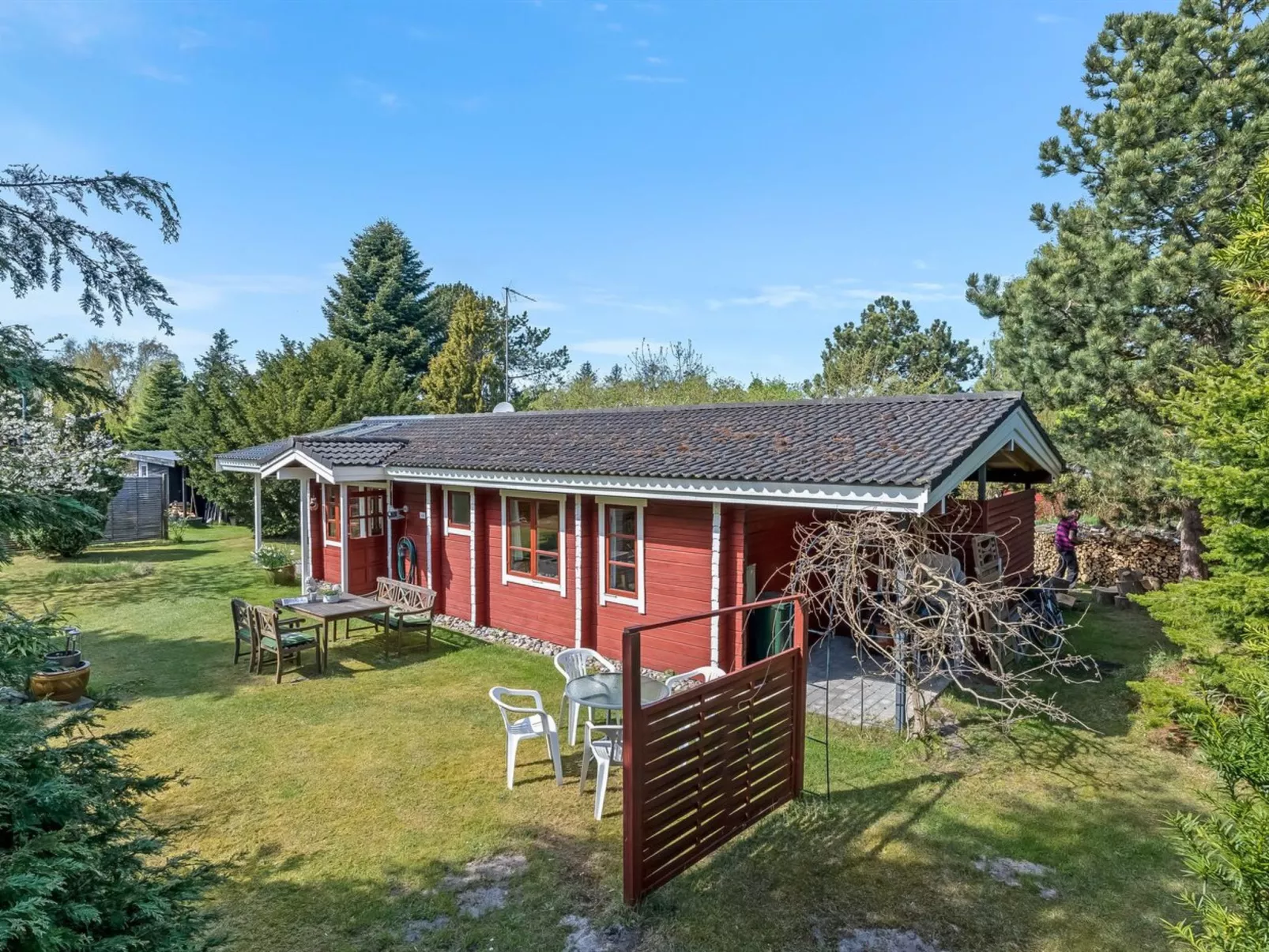 "Berit" - 700m from the sea-Buiten