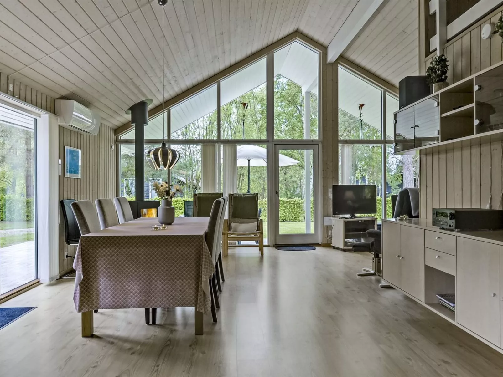 "Heraldina" - 800m from the sea-Binnen