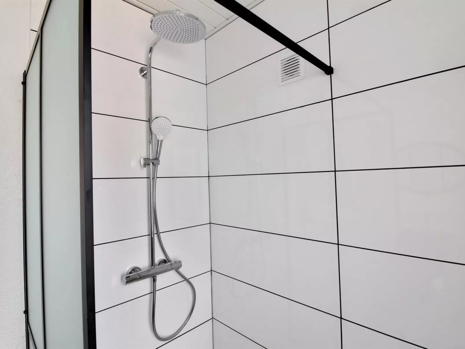 "Arnke" - 125m from the sea-Binnen