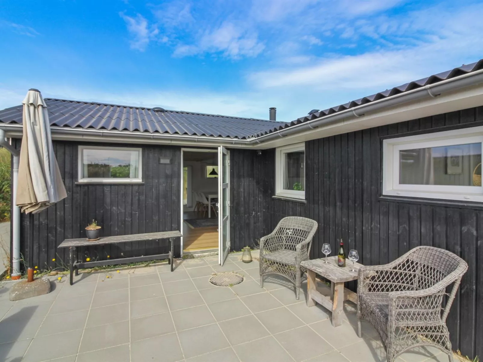 "Ingemar" - 100m from the sea-Buiten