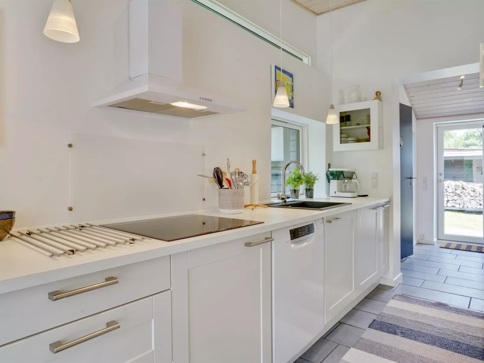 "Edin" - 400m from the sea-Binnen