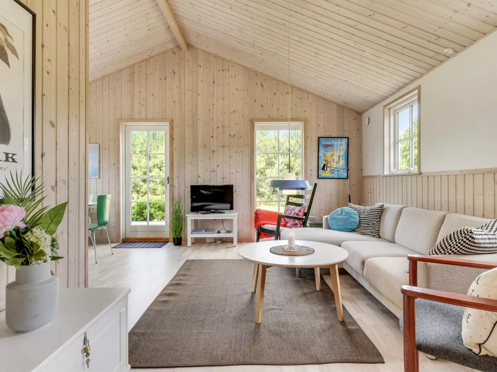 "Finwith" - 1.5km from the sea-Binnen