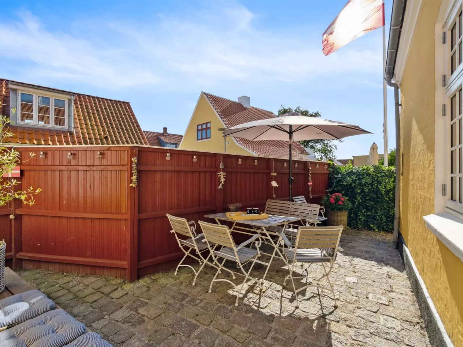 "Ortrud" - 200m from the sea-Buiten