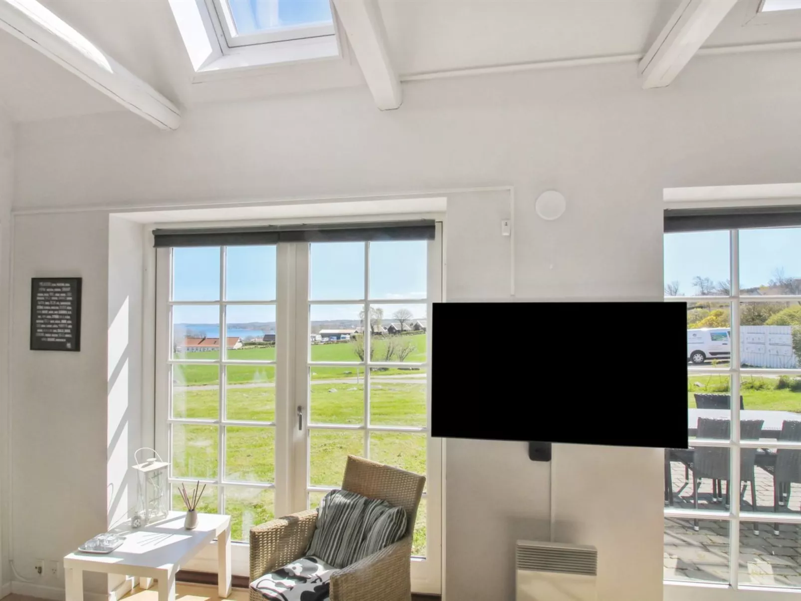 "Tinne" - 400m from the sea-Binnen