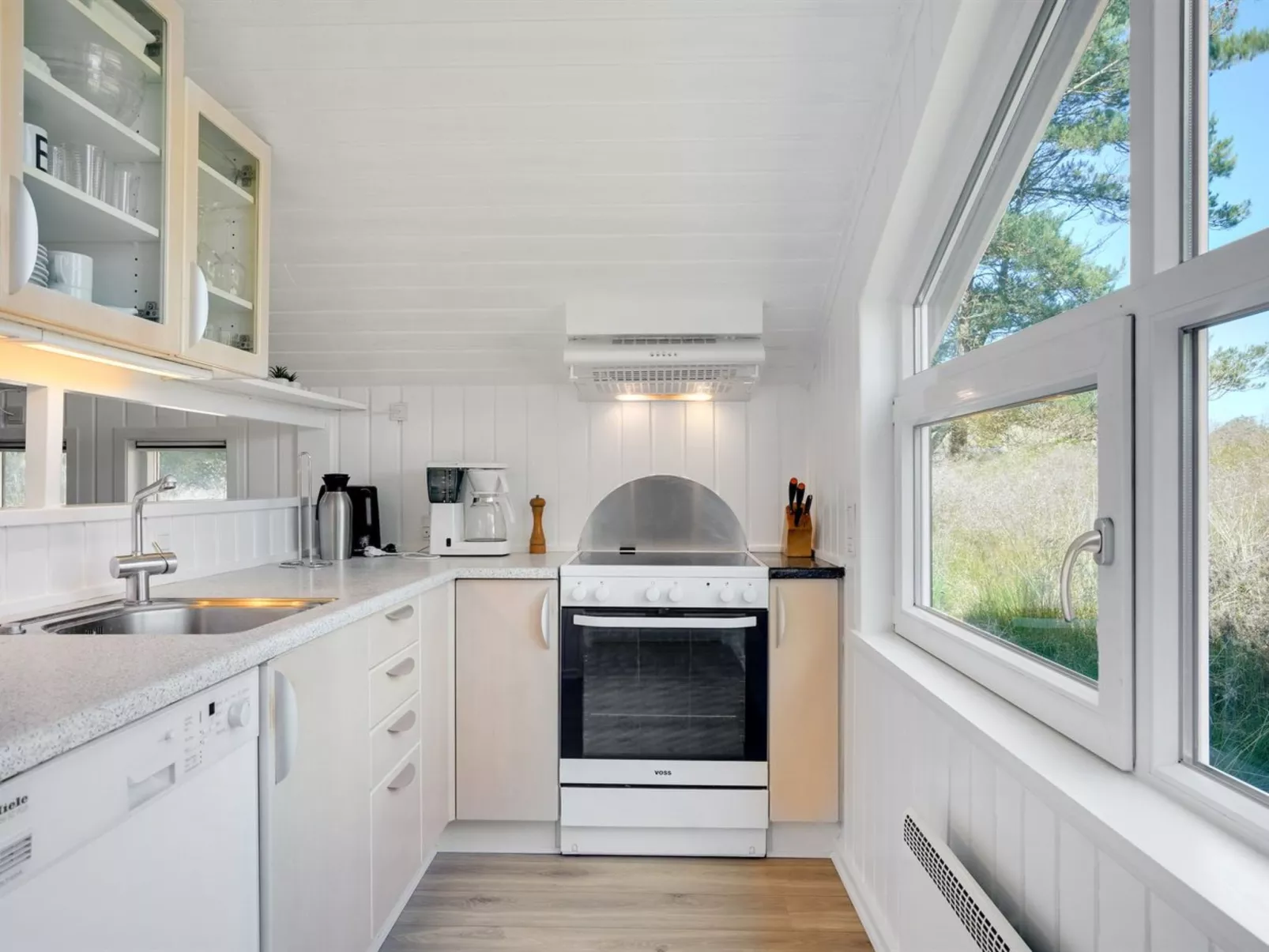 "Thera" - 2.8km from the sea-Binnen