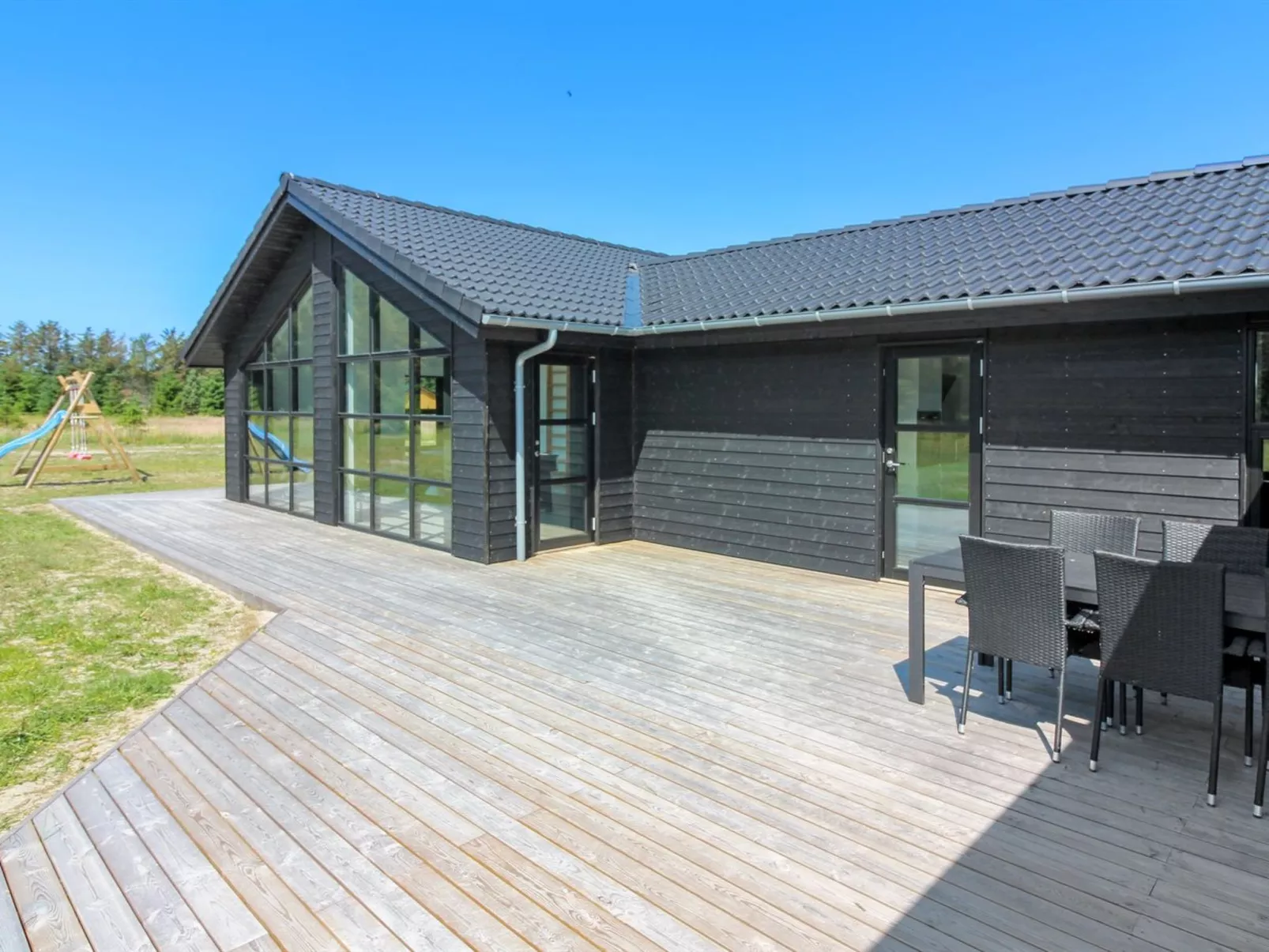 "Juho" - 900m from the sea-Buiten