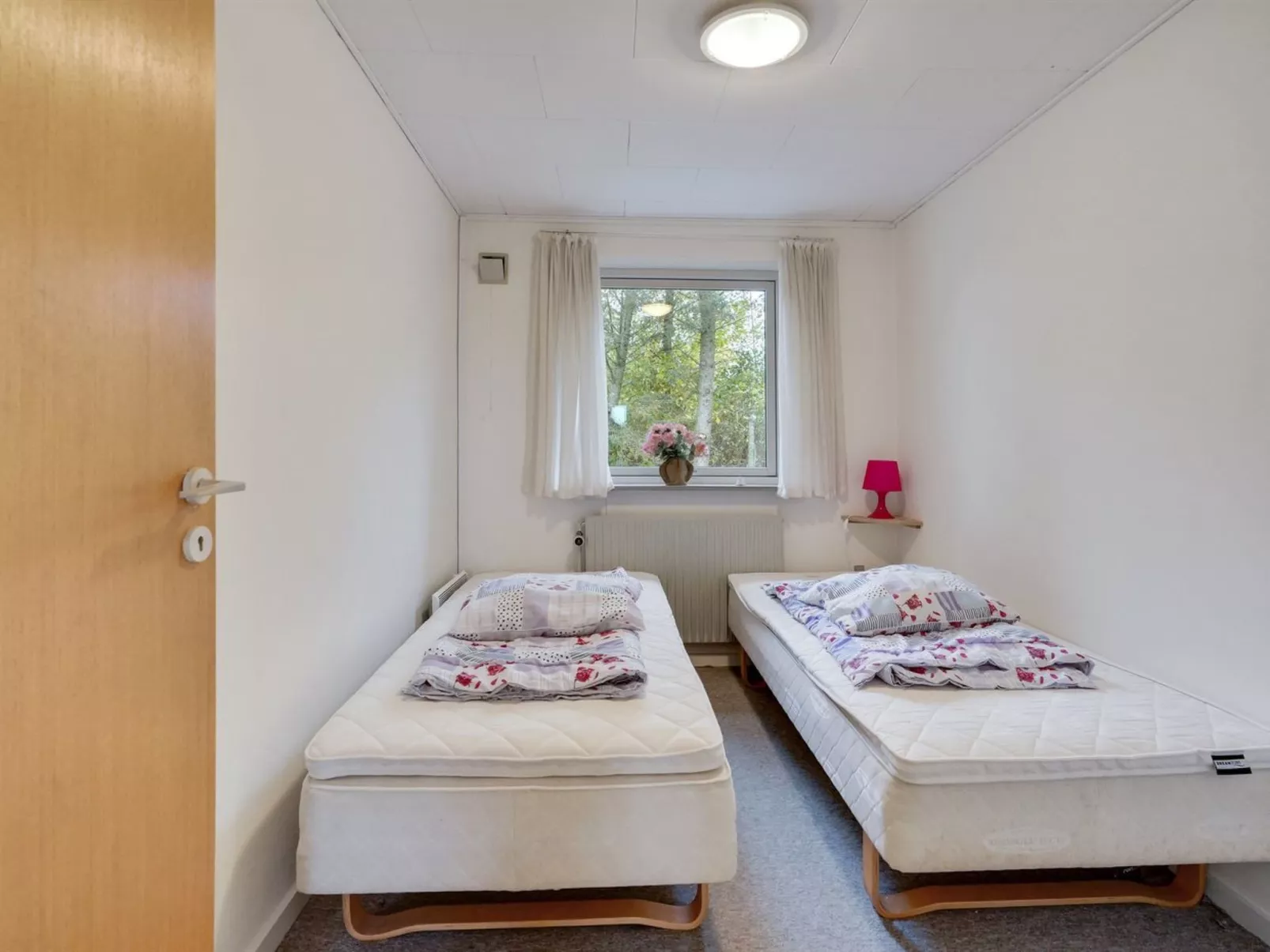 "Vogn" - 500m to the fjord-Binnen