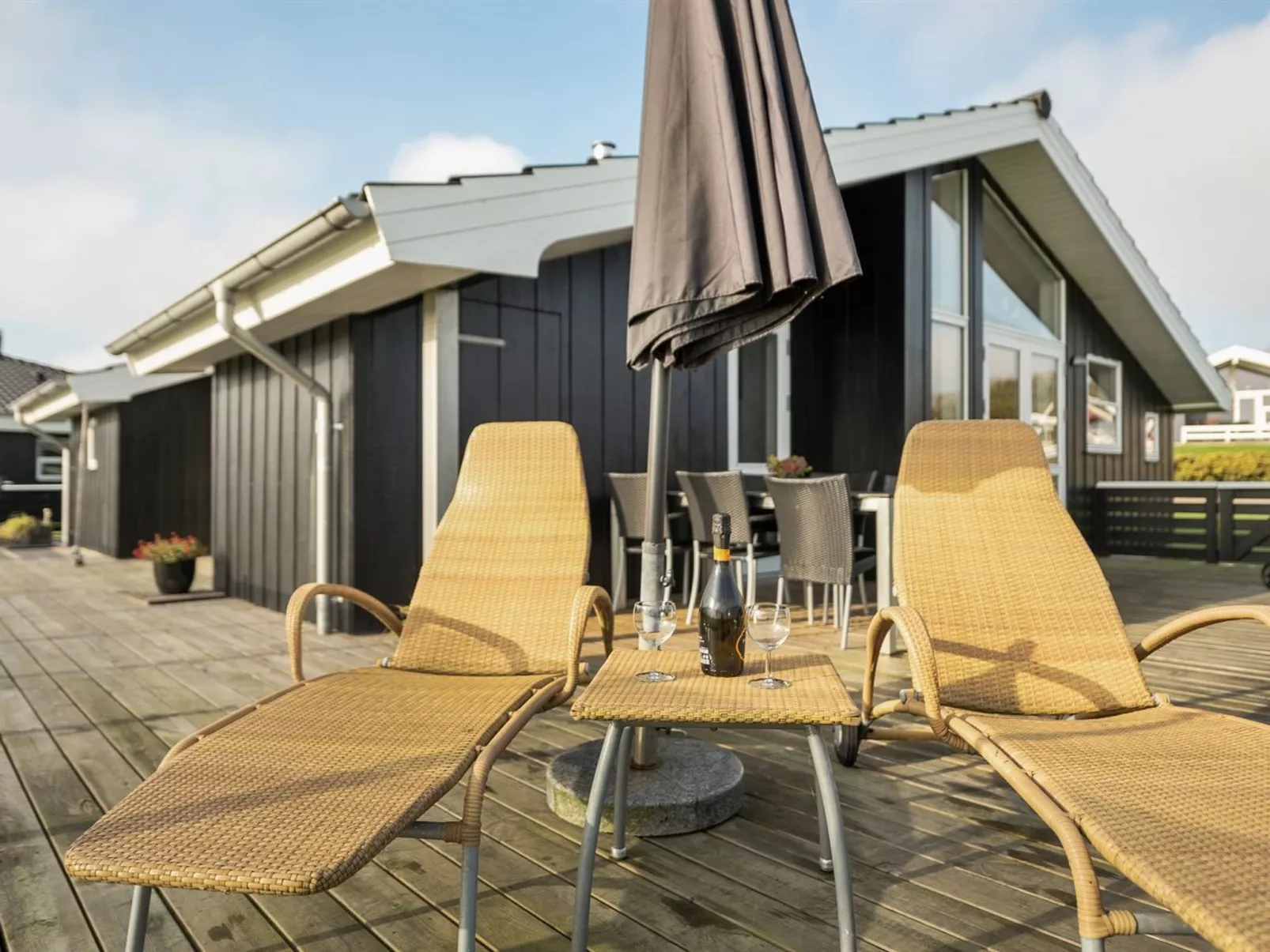 "Naia" - 200m from the sea-Buiten